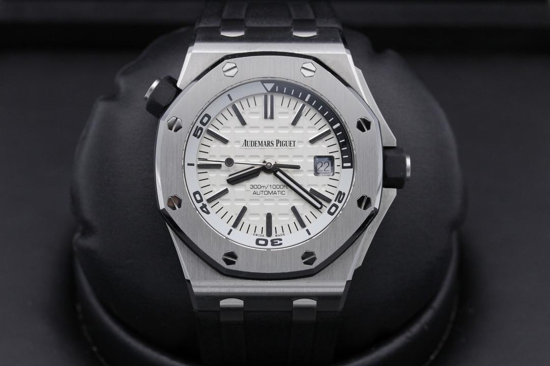 Audemars Piguet Royal Oak Offshore Diver 15710st.oo.a002ca.02