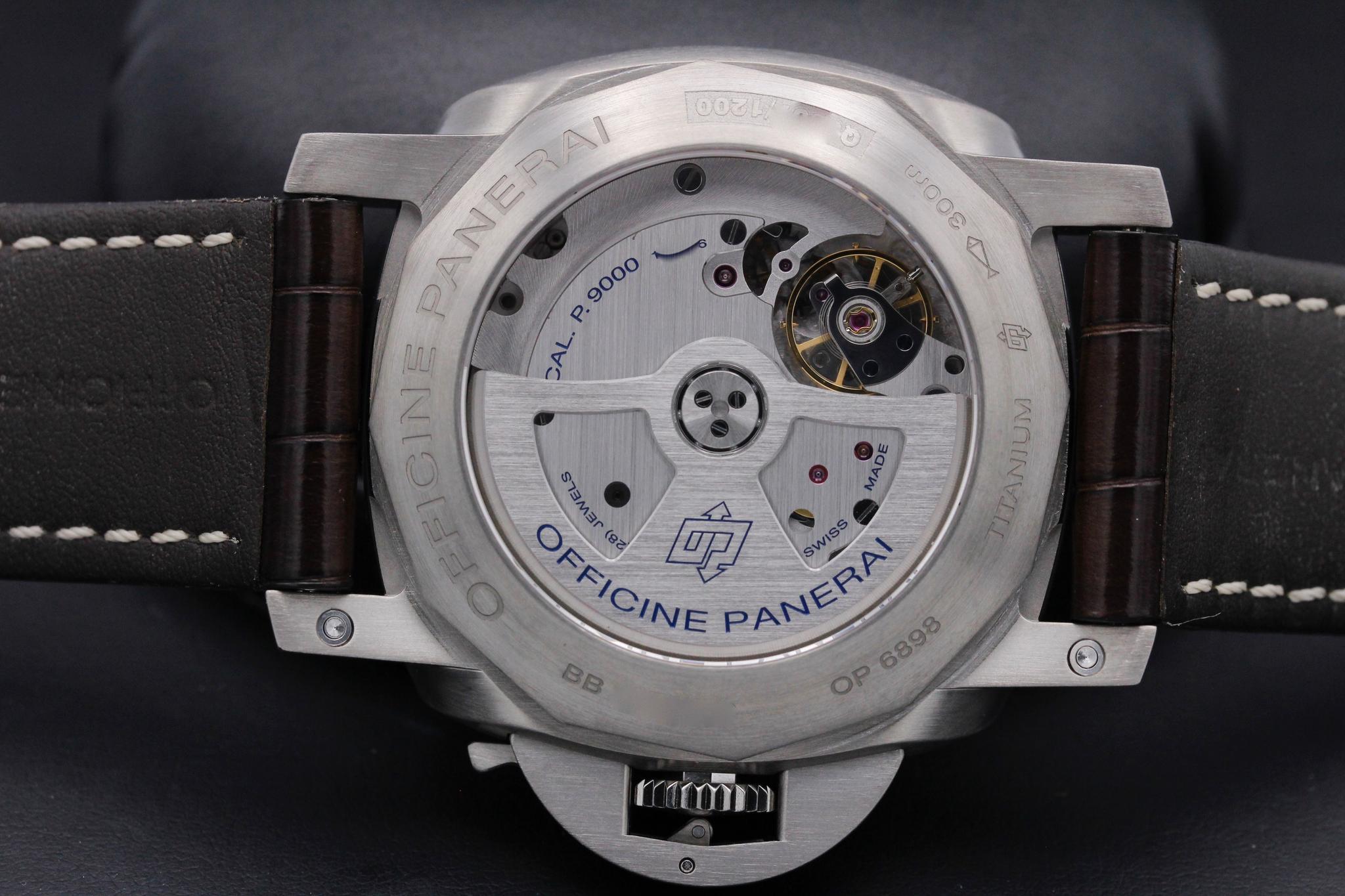 Watch Image 7