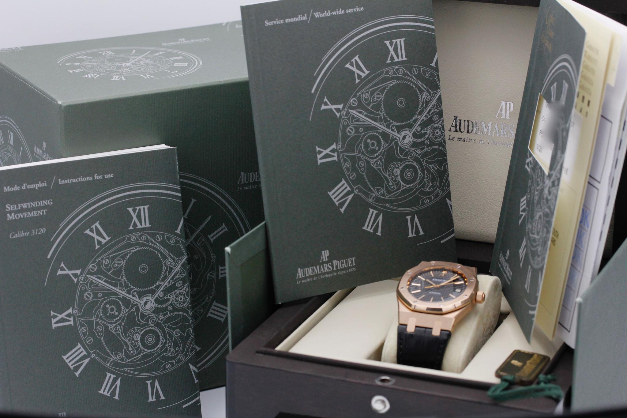 Watch Image 12