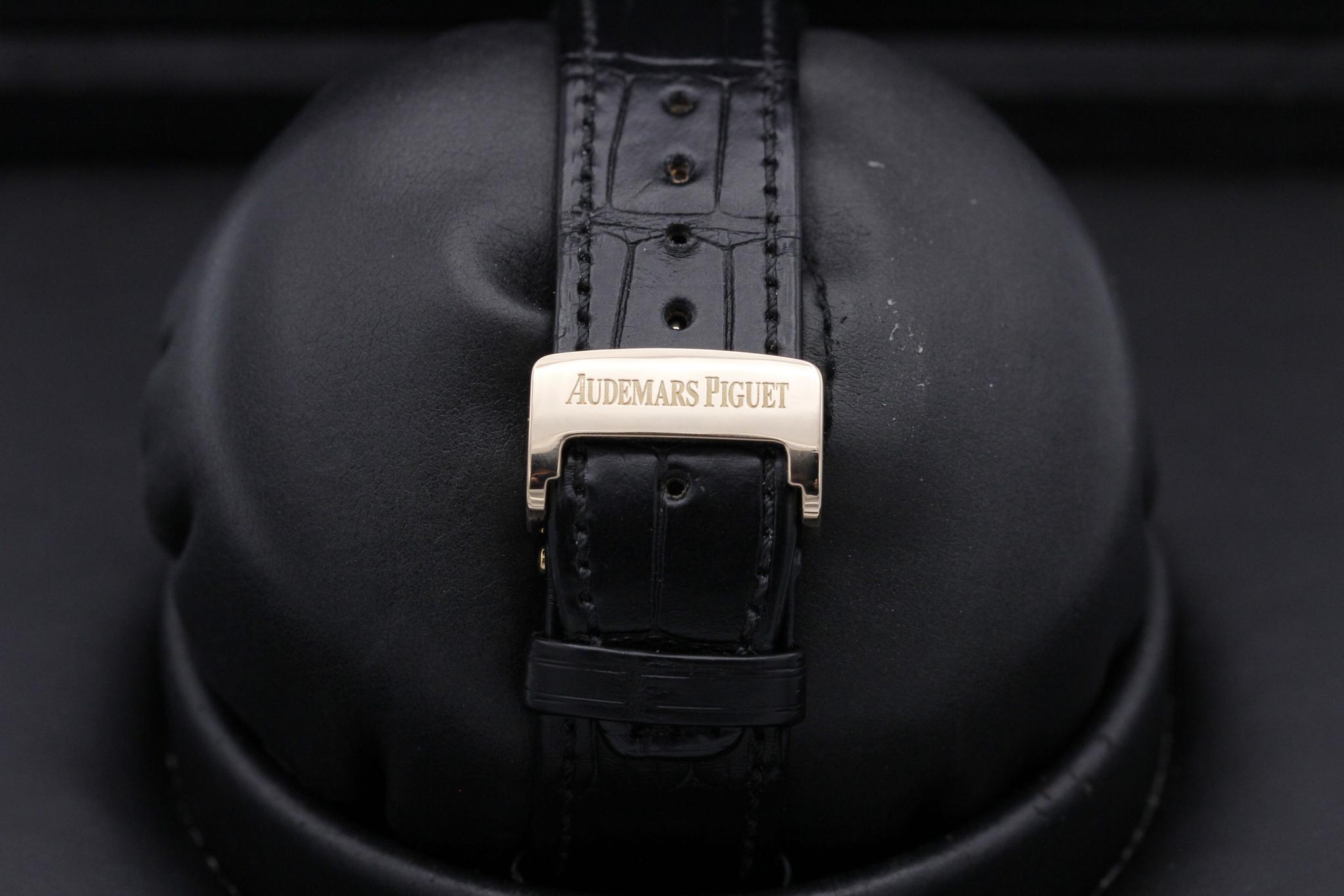 Watch Image 8