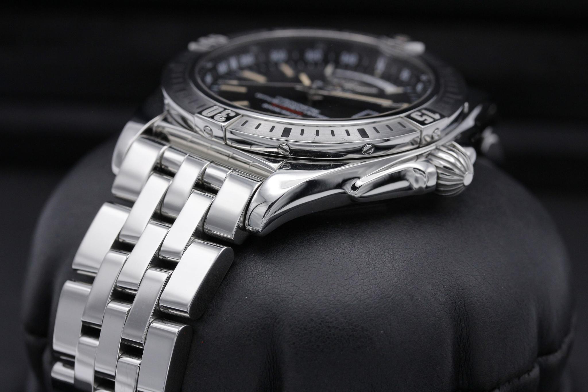 Watch Image 2