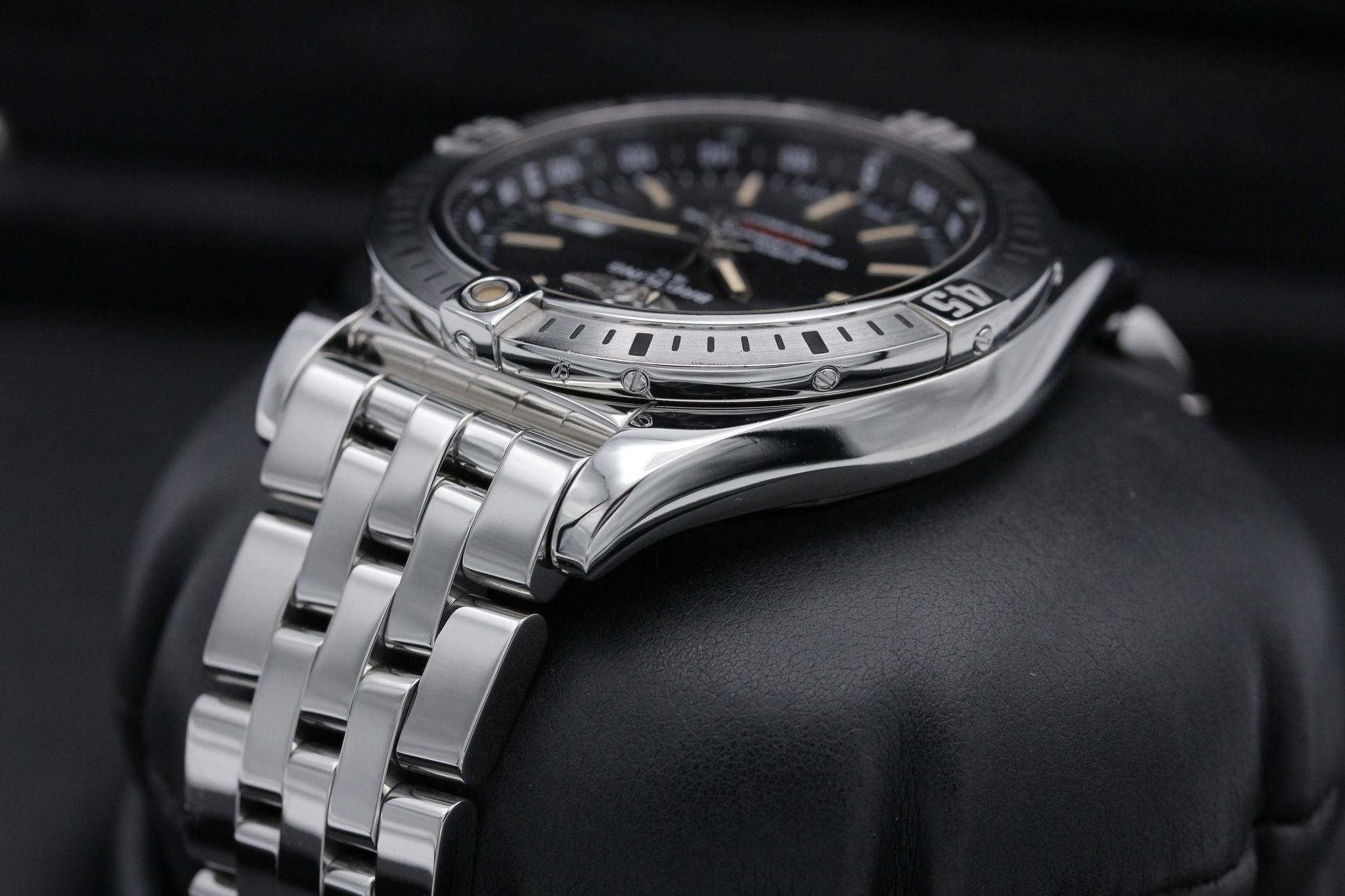 Watch Image 5