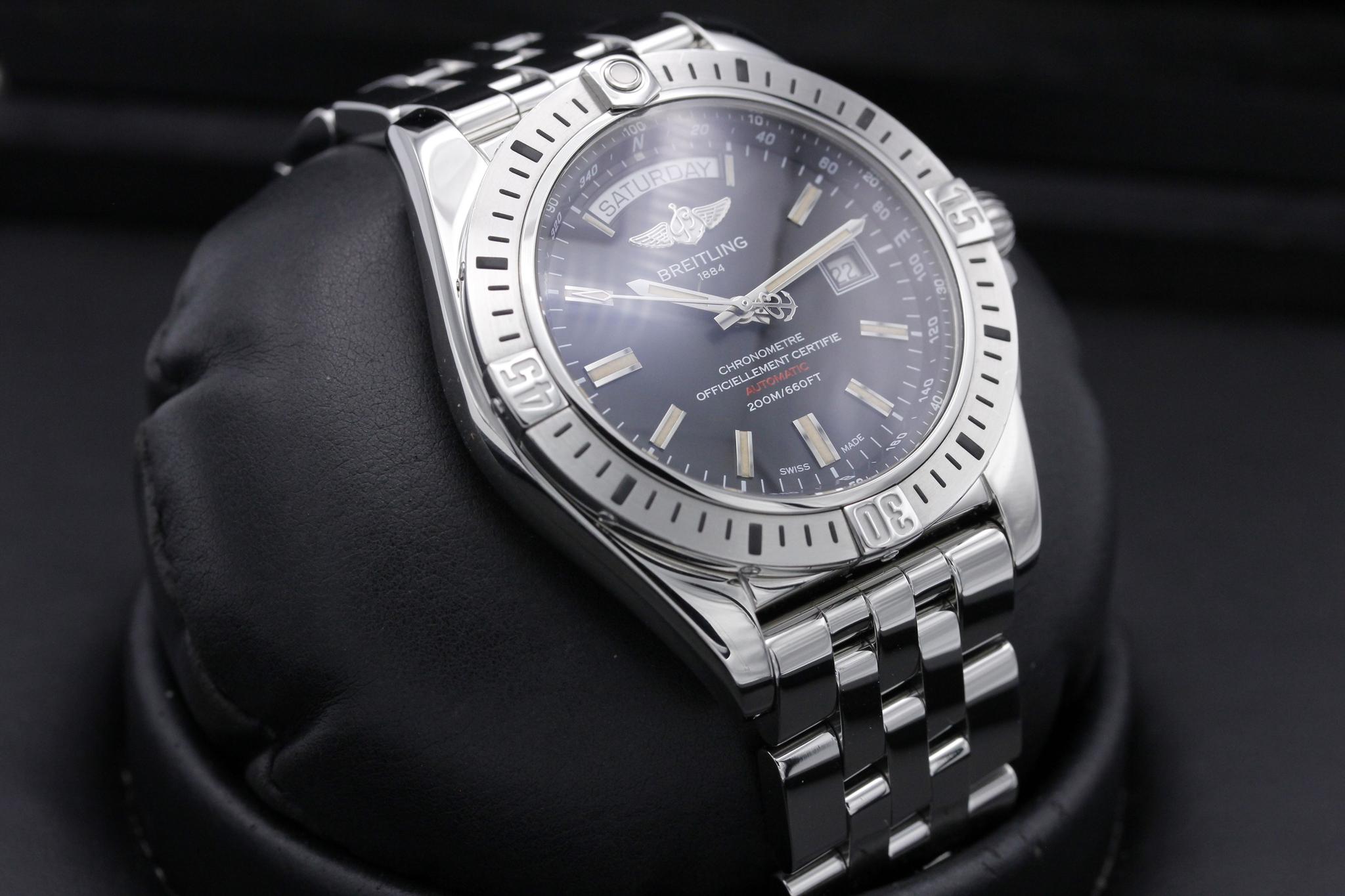 Watch Image 10