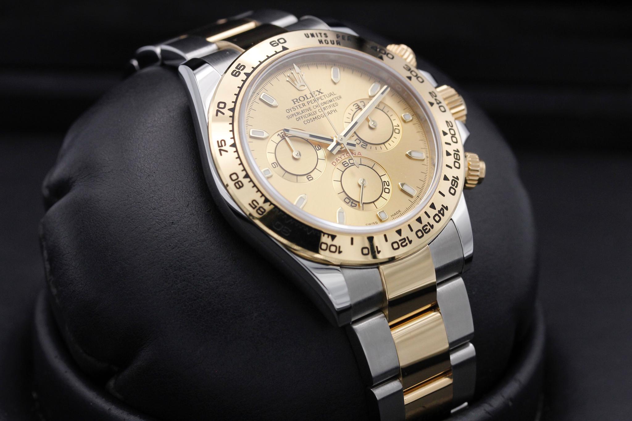 Watch Image 10