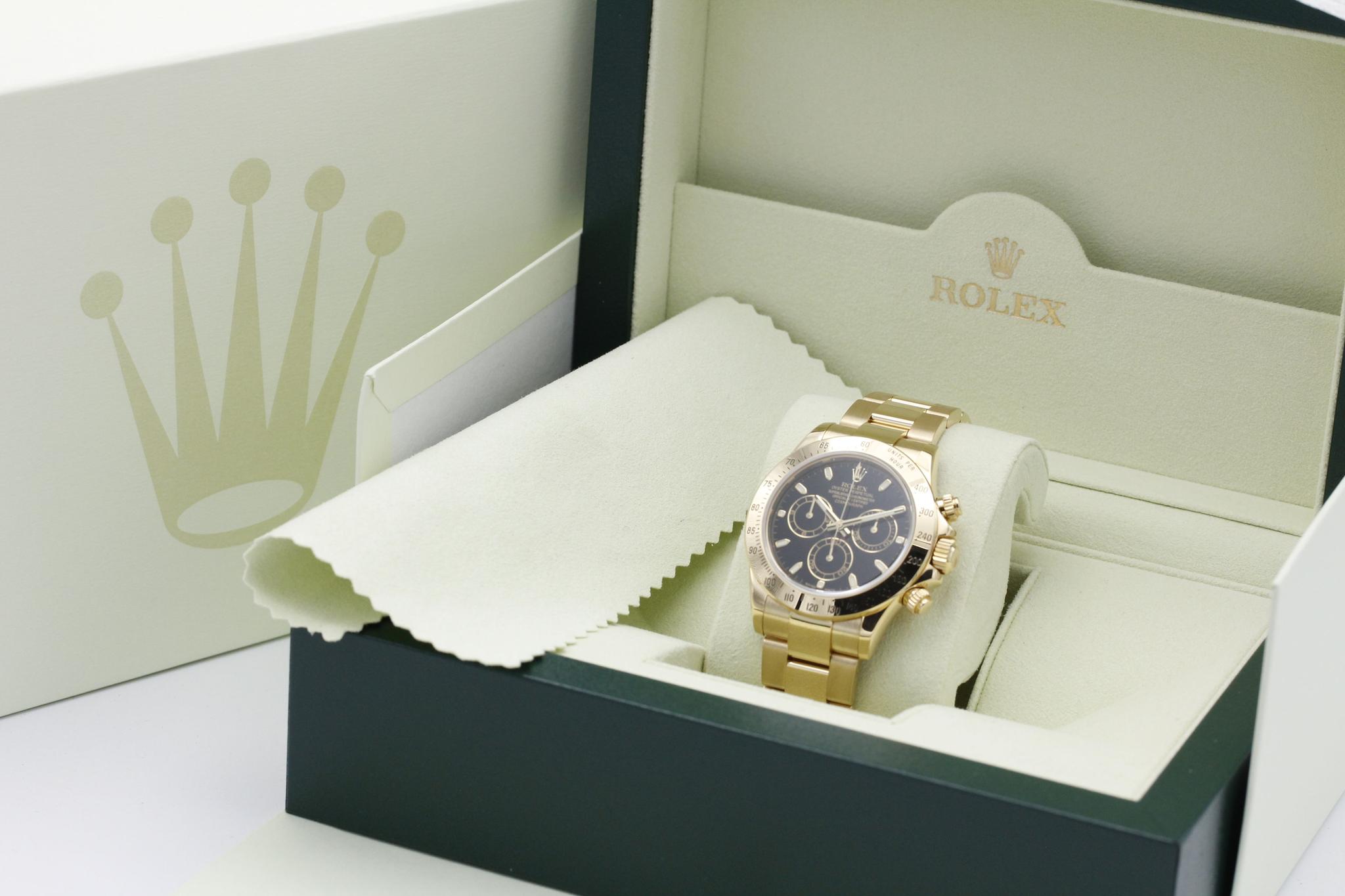 Watch Image 13