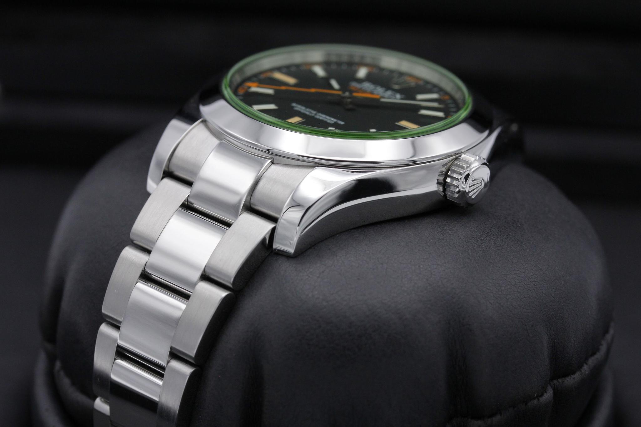 Watch Image 2