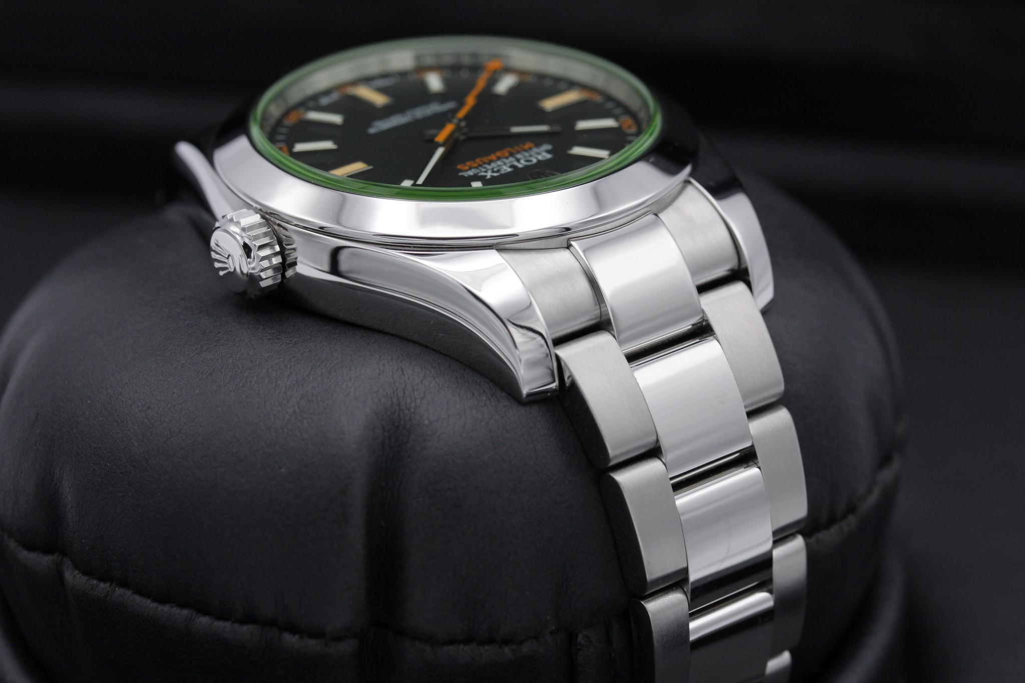 Watch Image 4