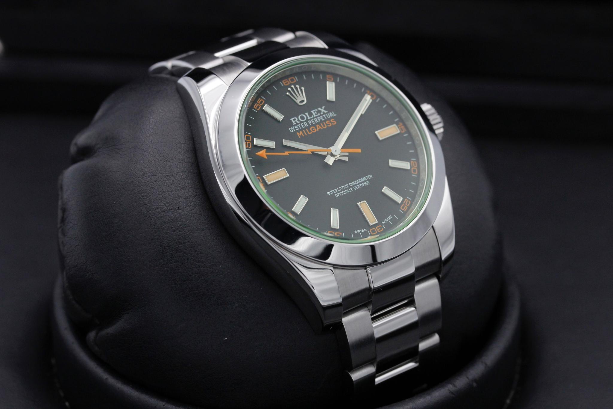Watch Image 10
