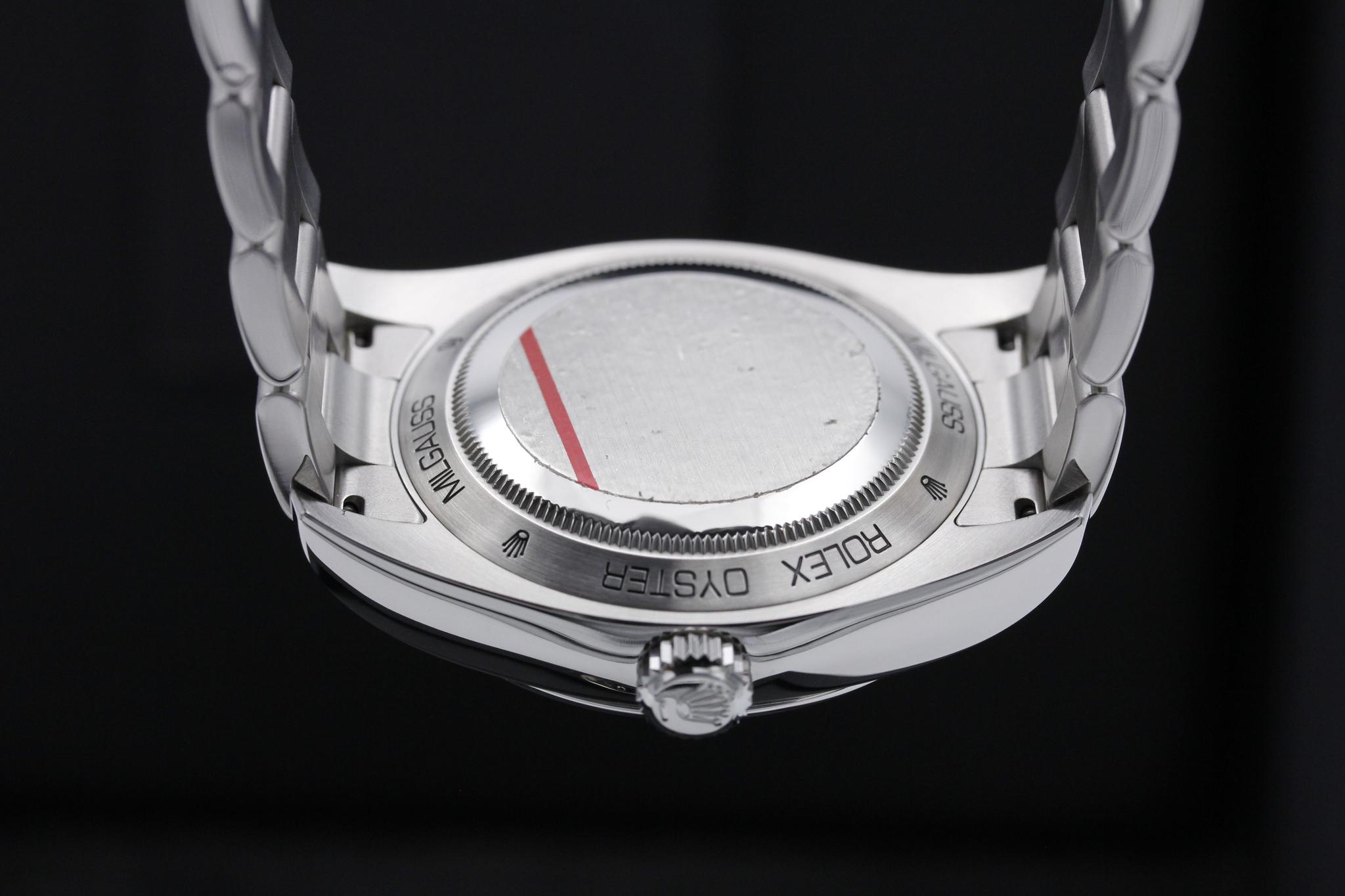 Watch Image 7