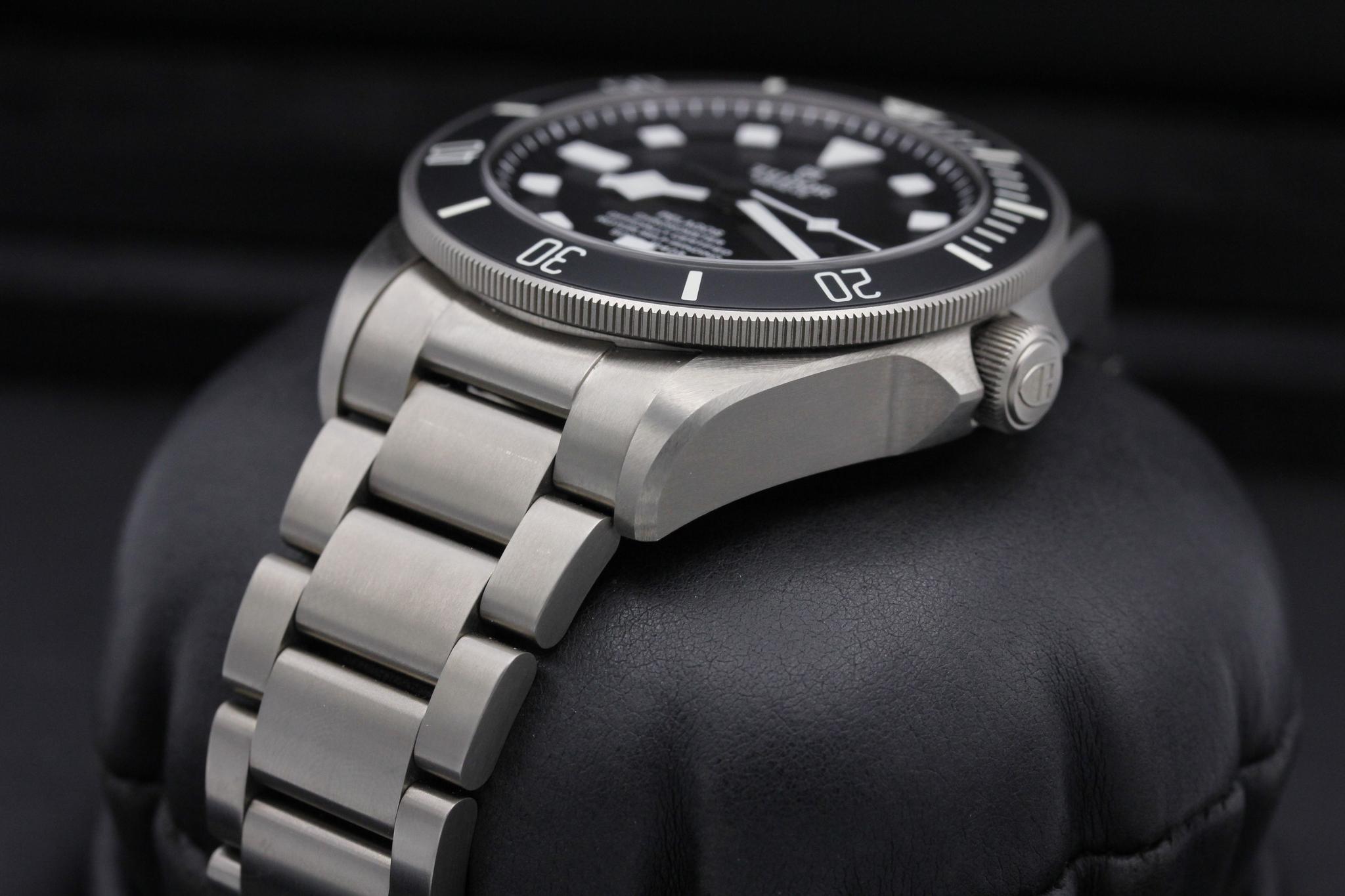 Watch Image 2