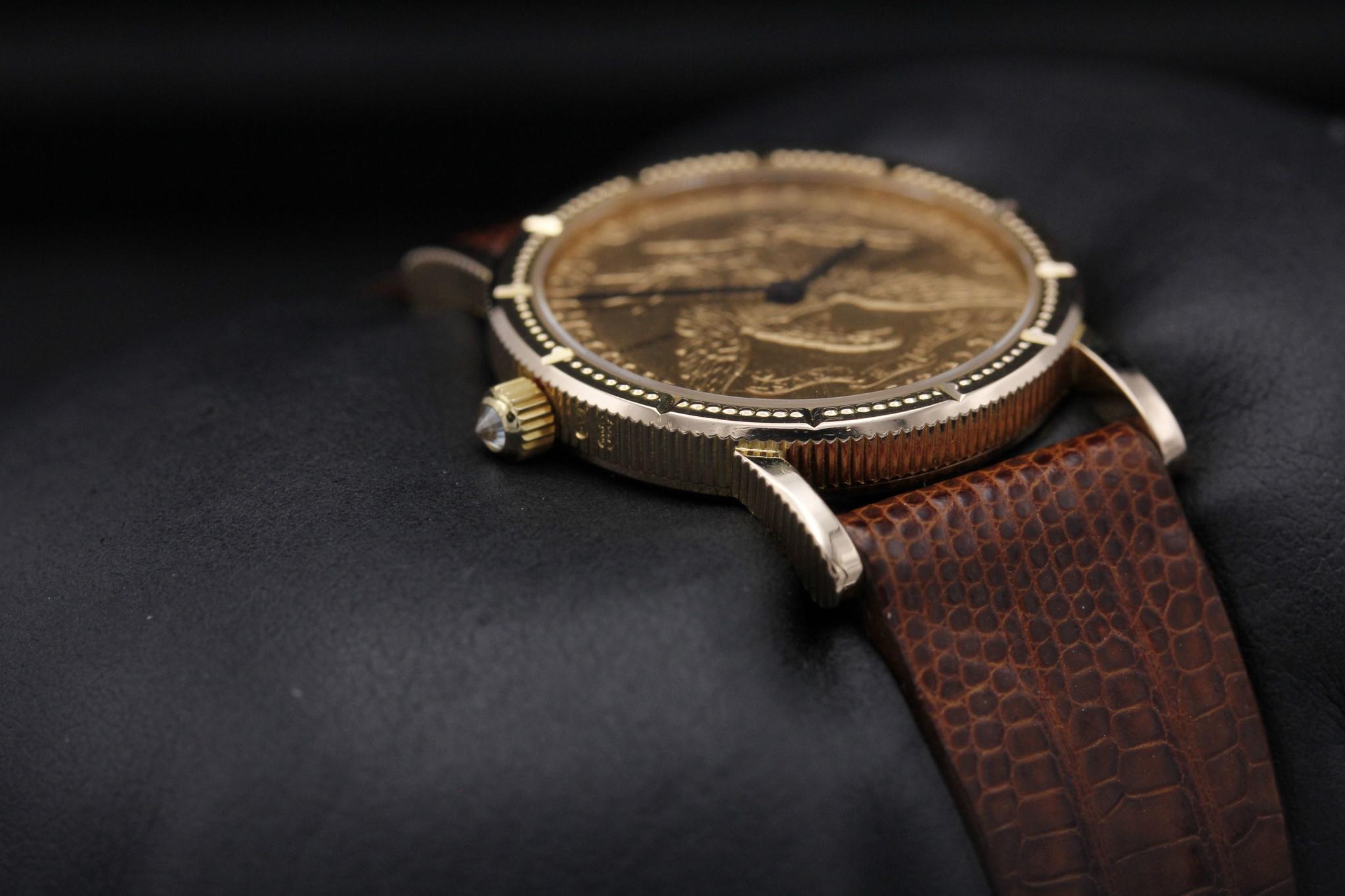 Watch Image 4