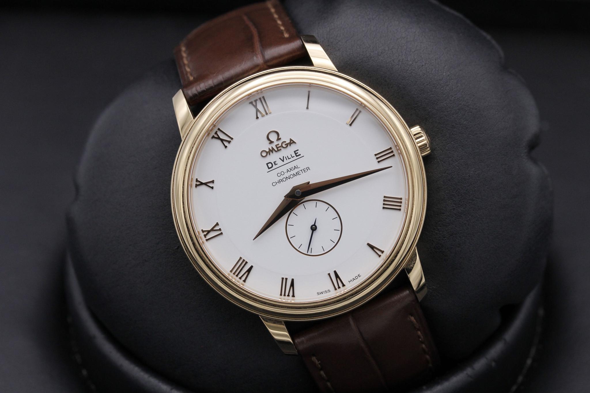 Watch Image 9
