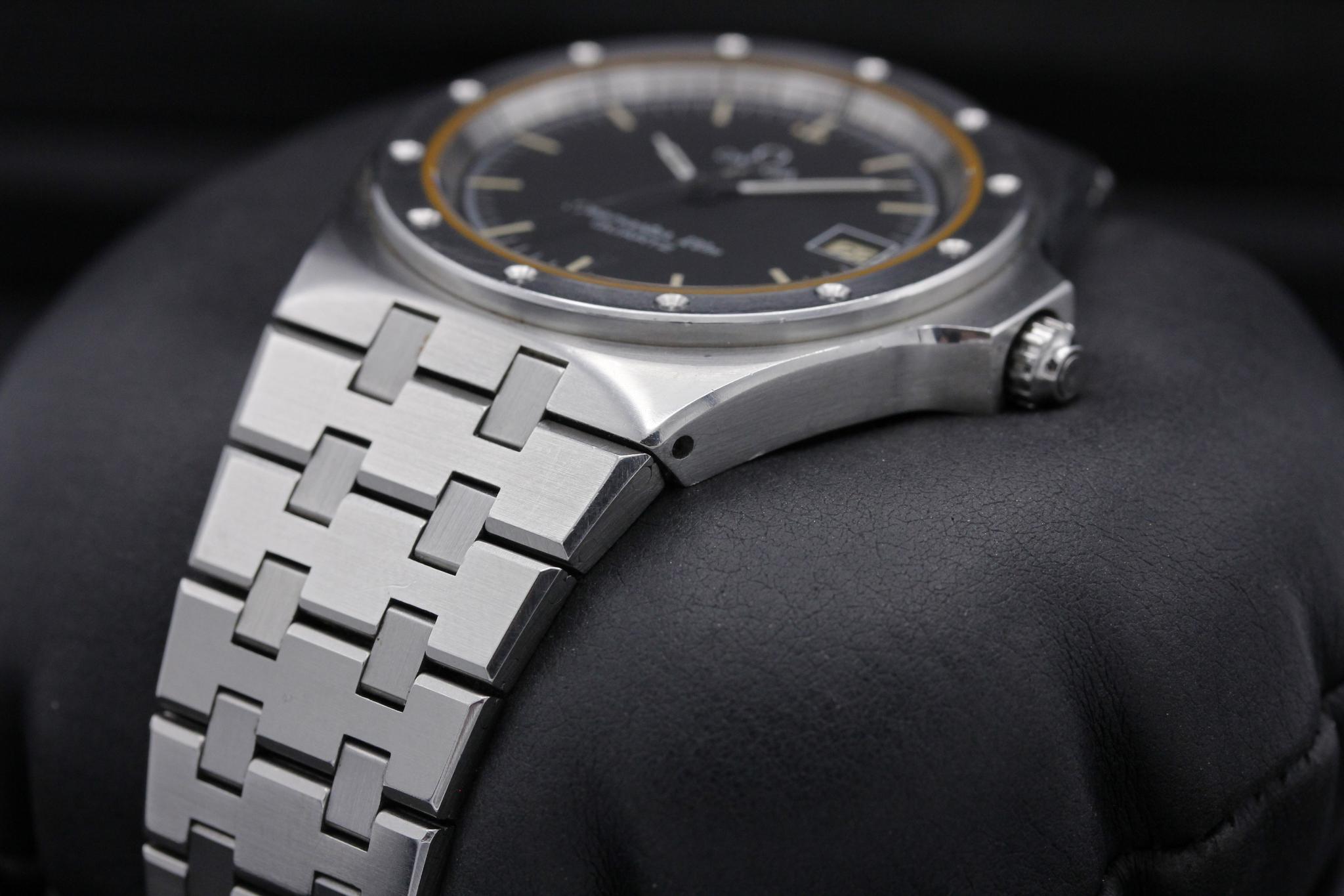 Watch Image 3