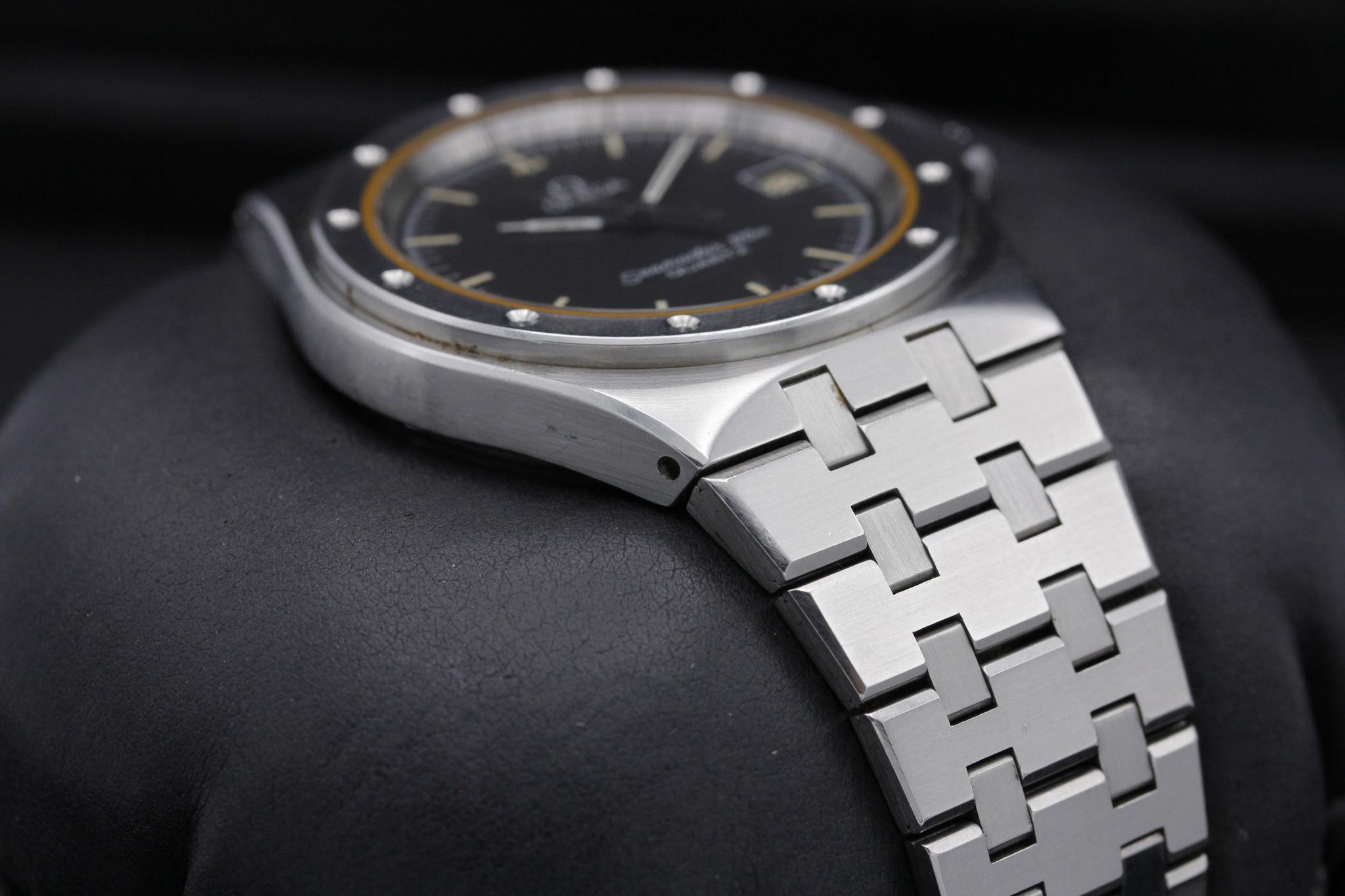 Watch Image 7