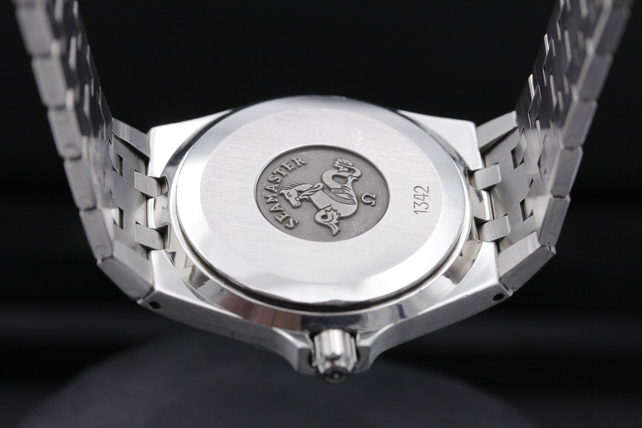 Watch Image 8