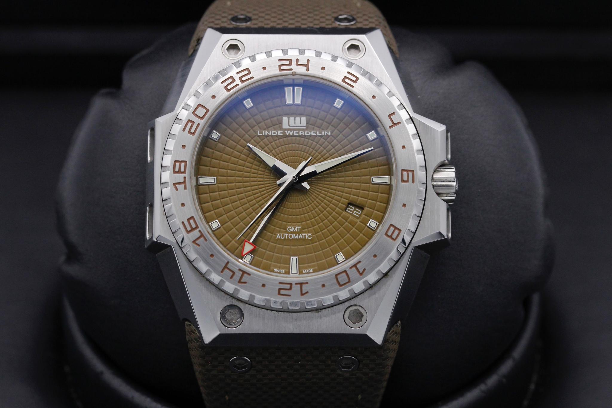 Watch Image 1
