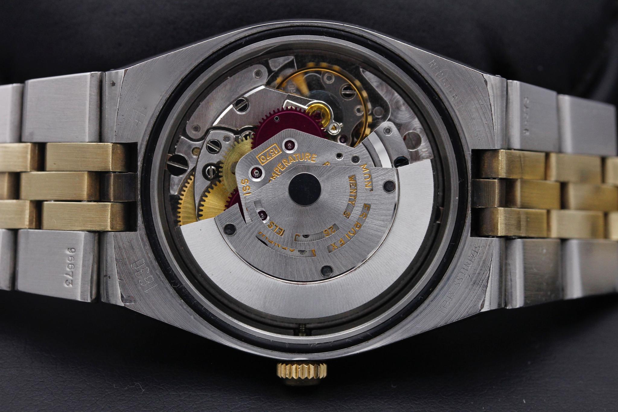 Watch Image 9
