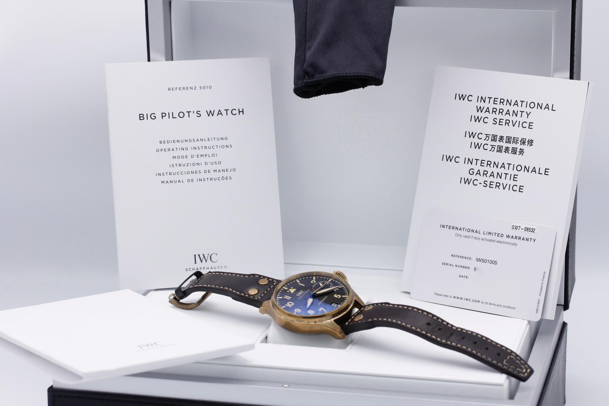 Watch Image 11