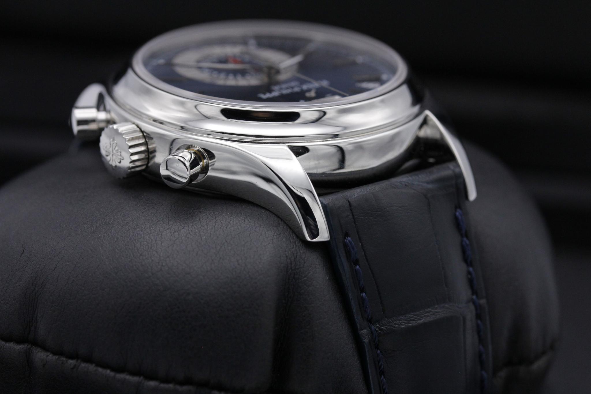 Watch Image 4
