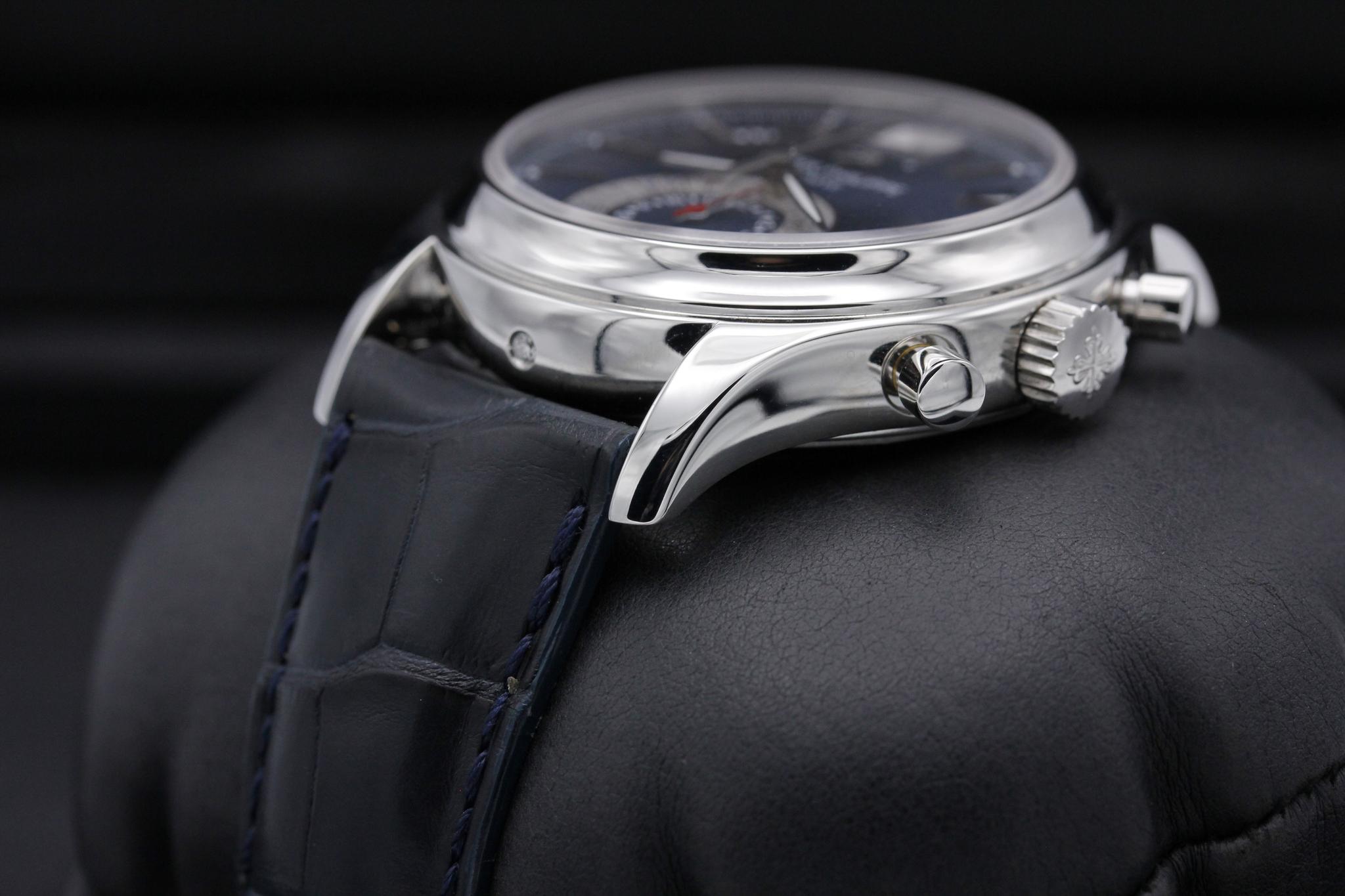 Watch Image 2