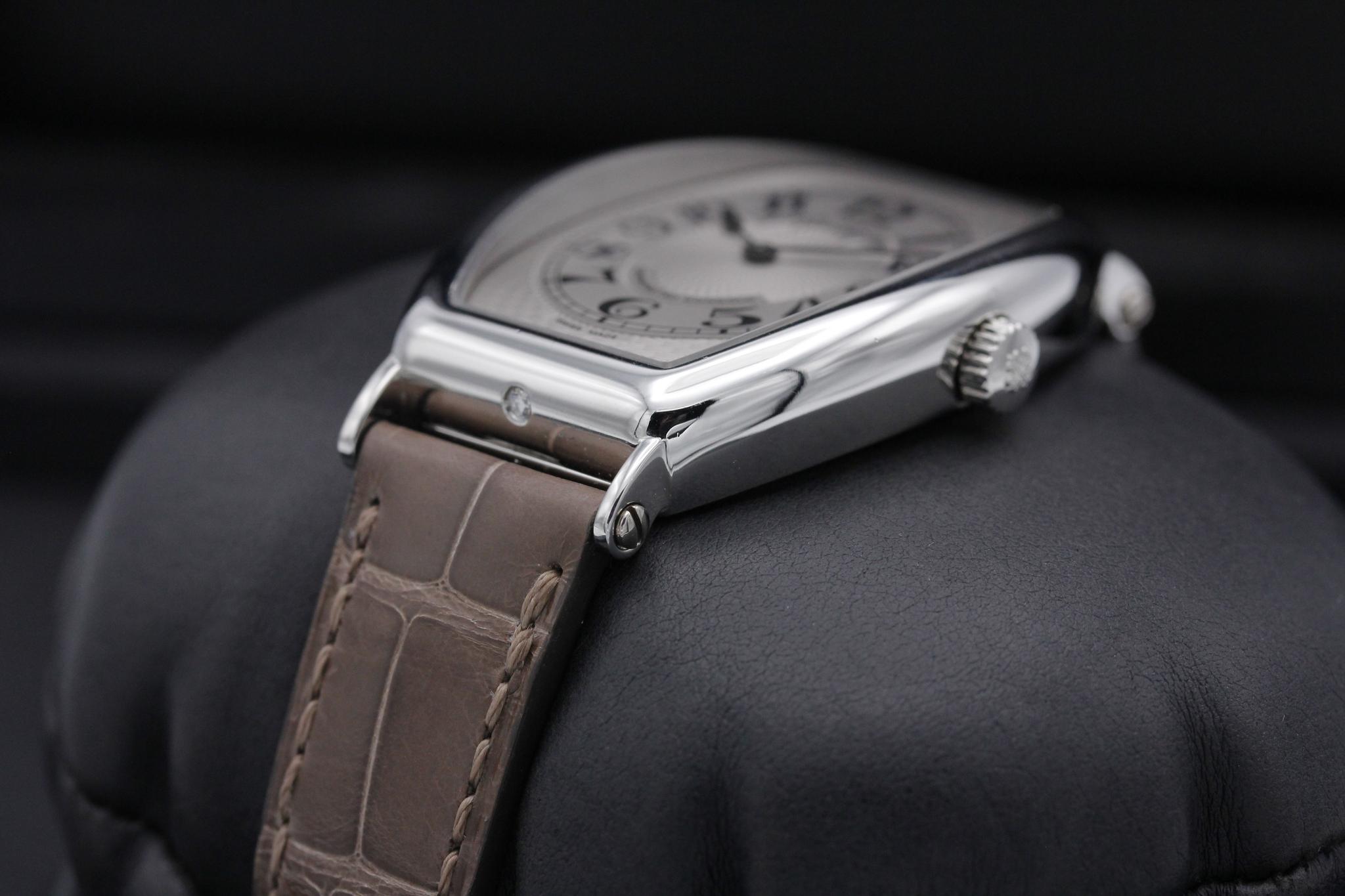 Watch Image 2