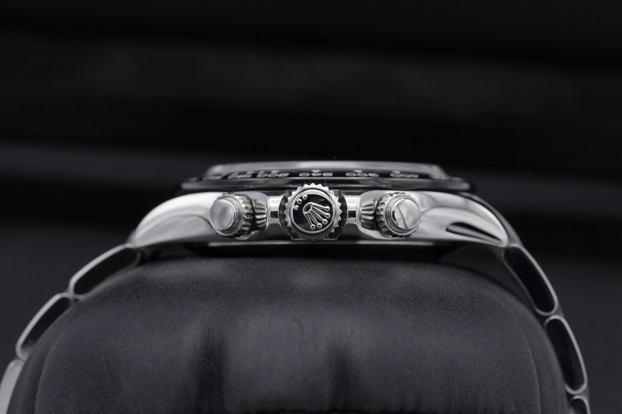 Watch Image 3