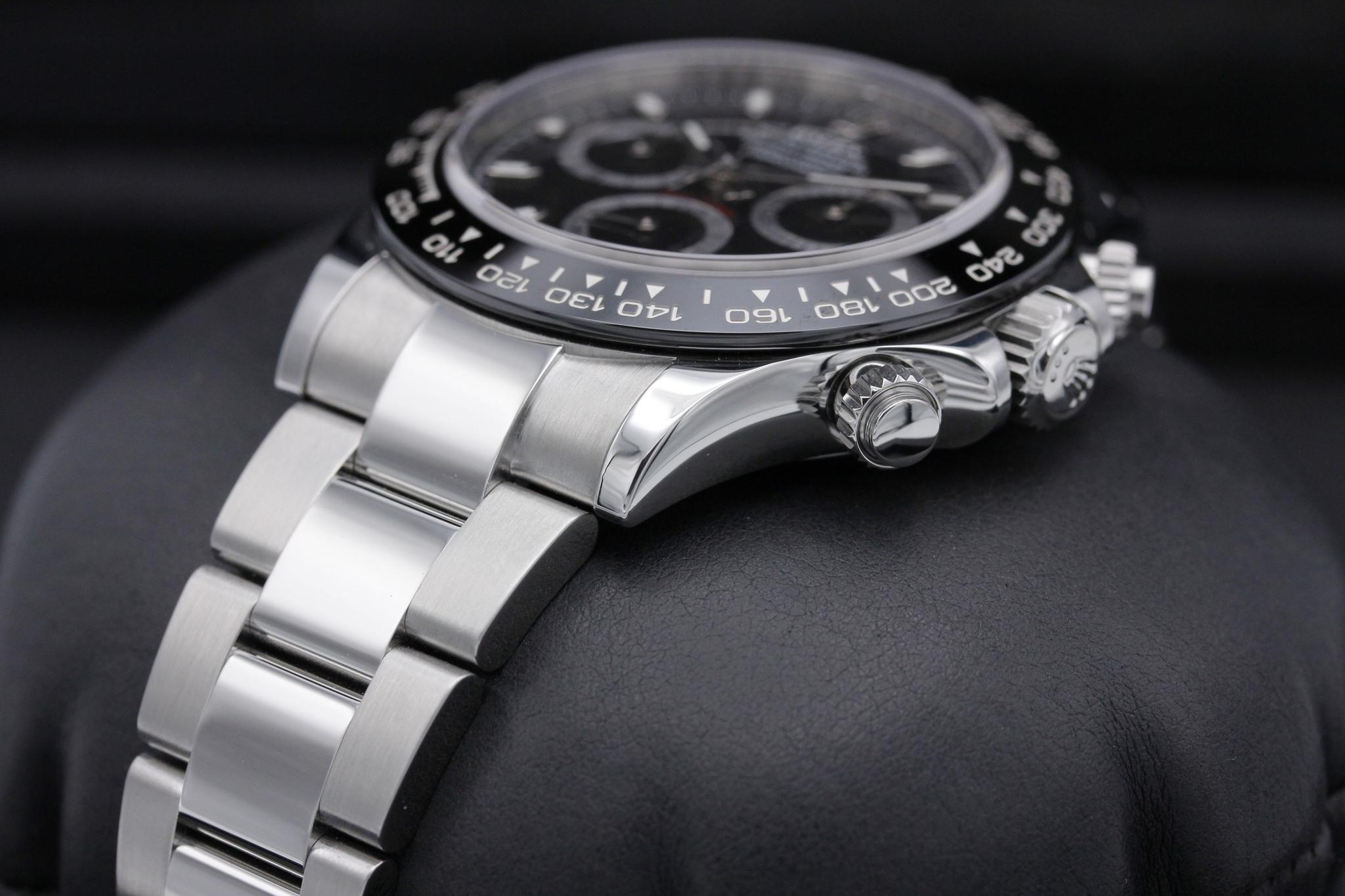 Watch Image 2