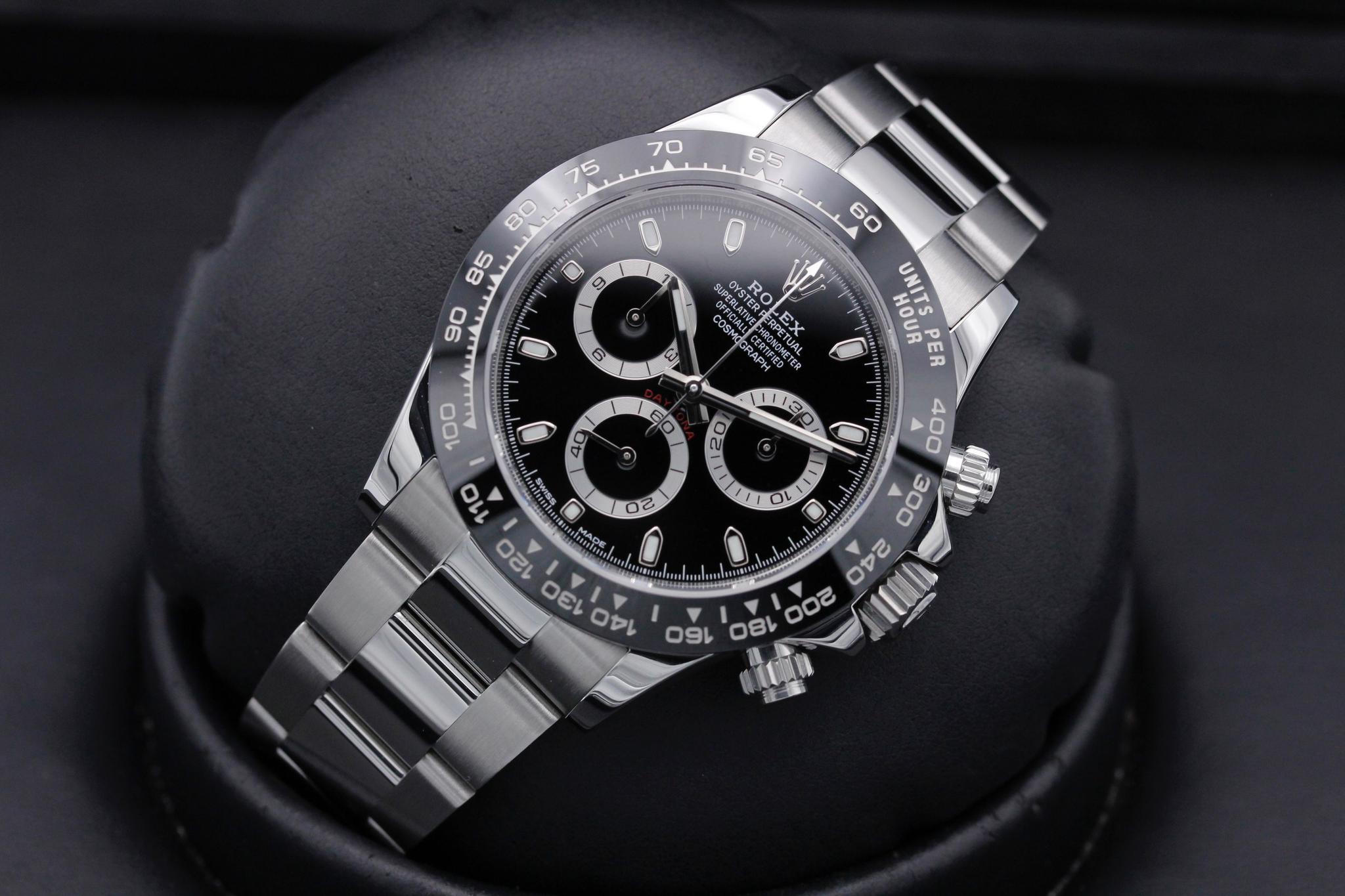 Watch Image 9