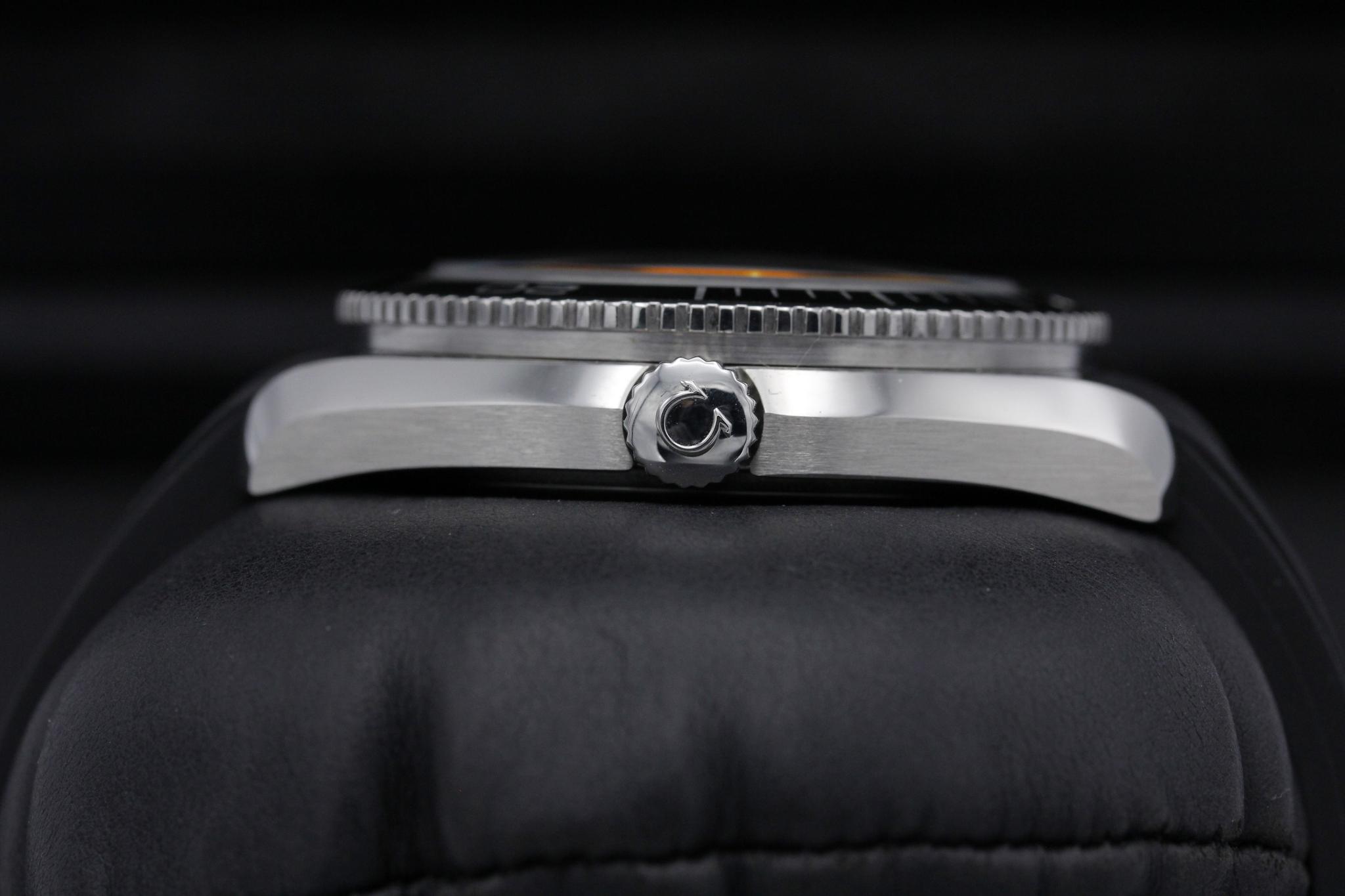 Watch Image 3