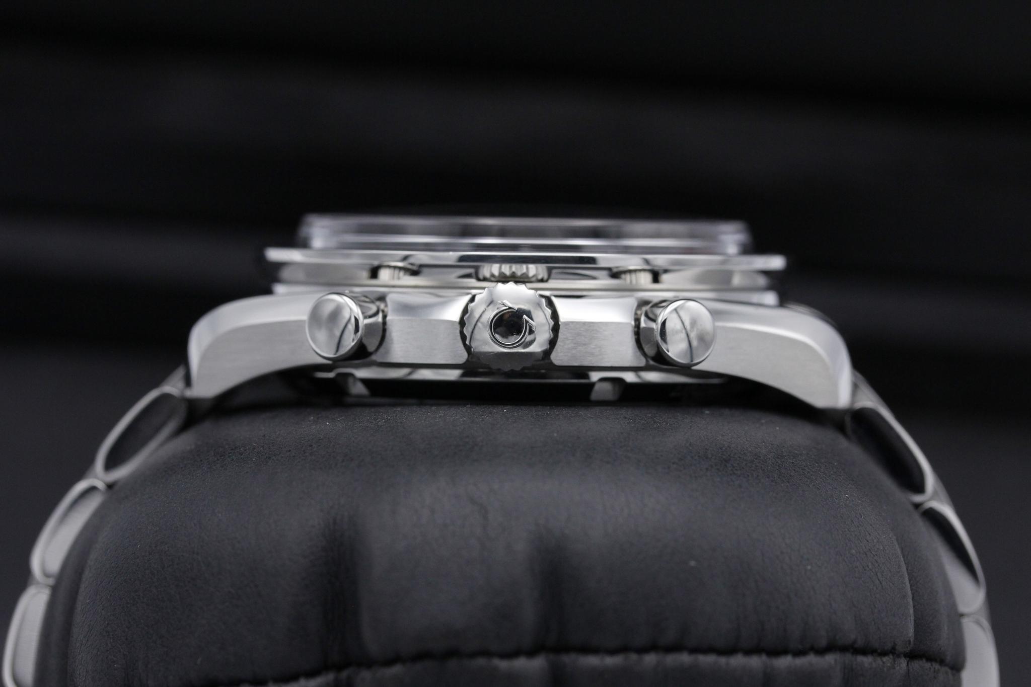 Watch Image 3
