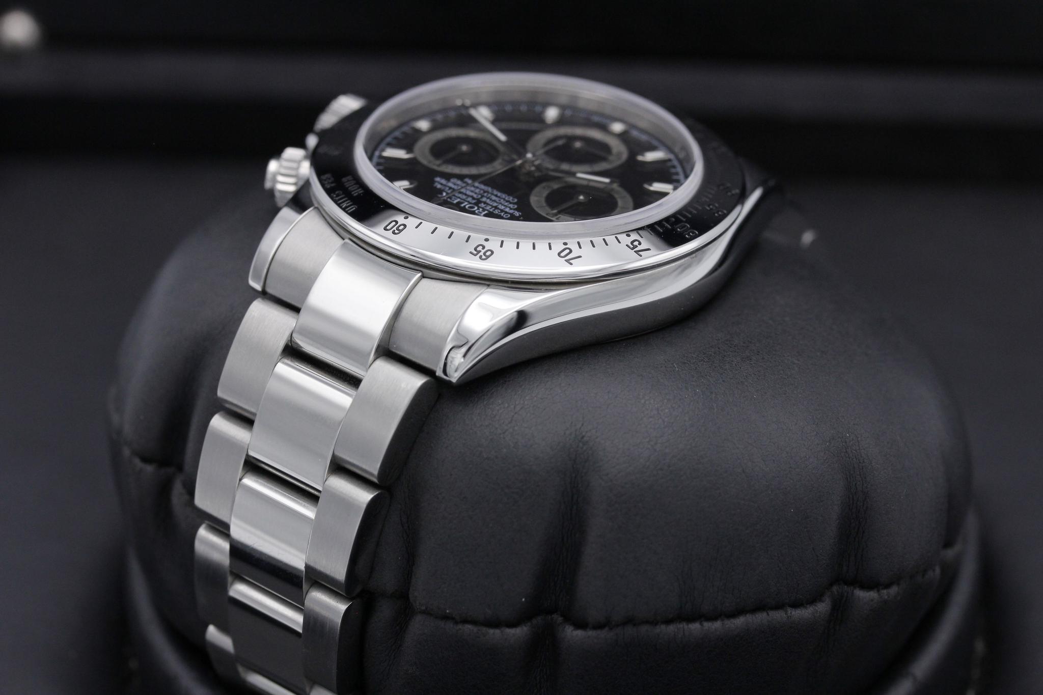 Watch Image 4