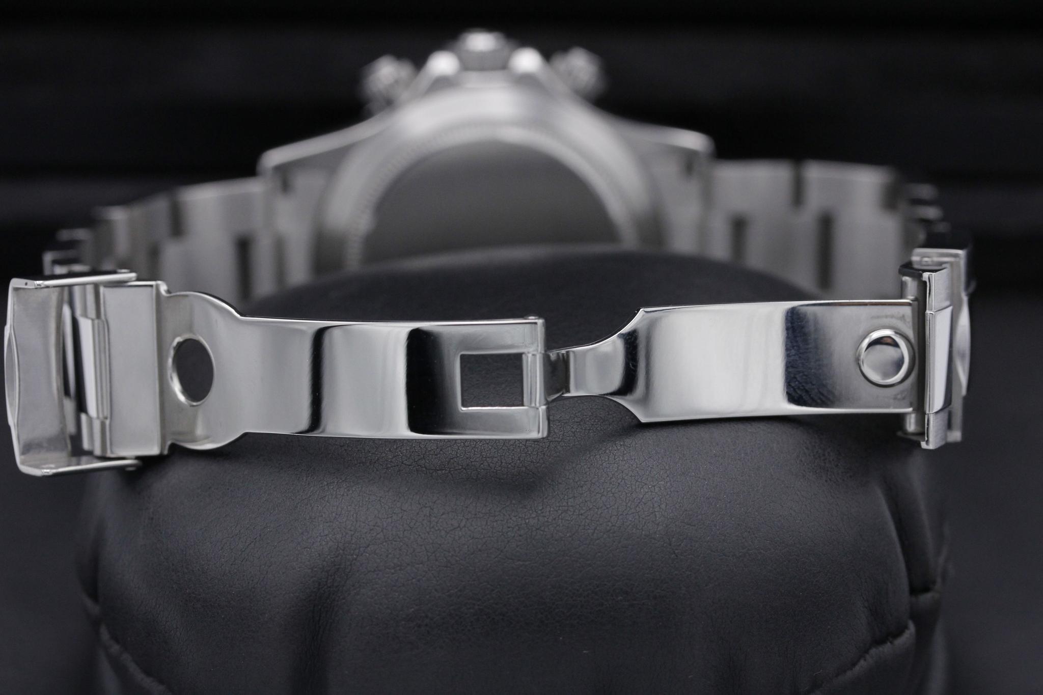 Watch Image 9