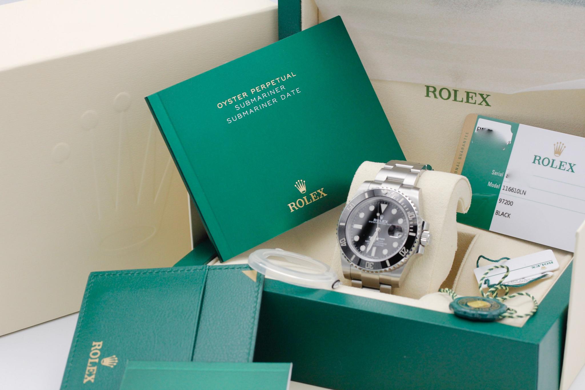 Watch Image 11