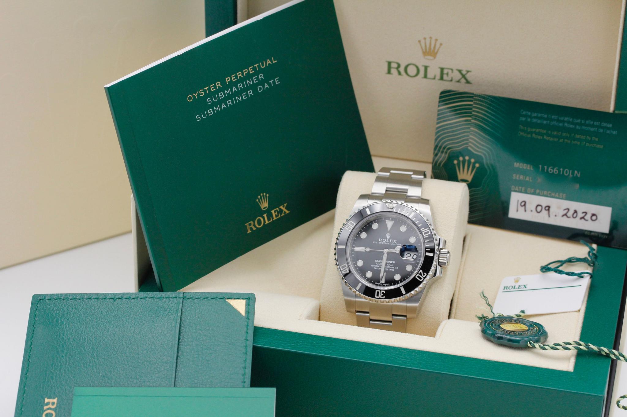 Watch Image 11
