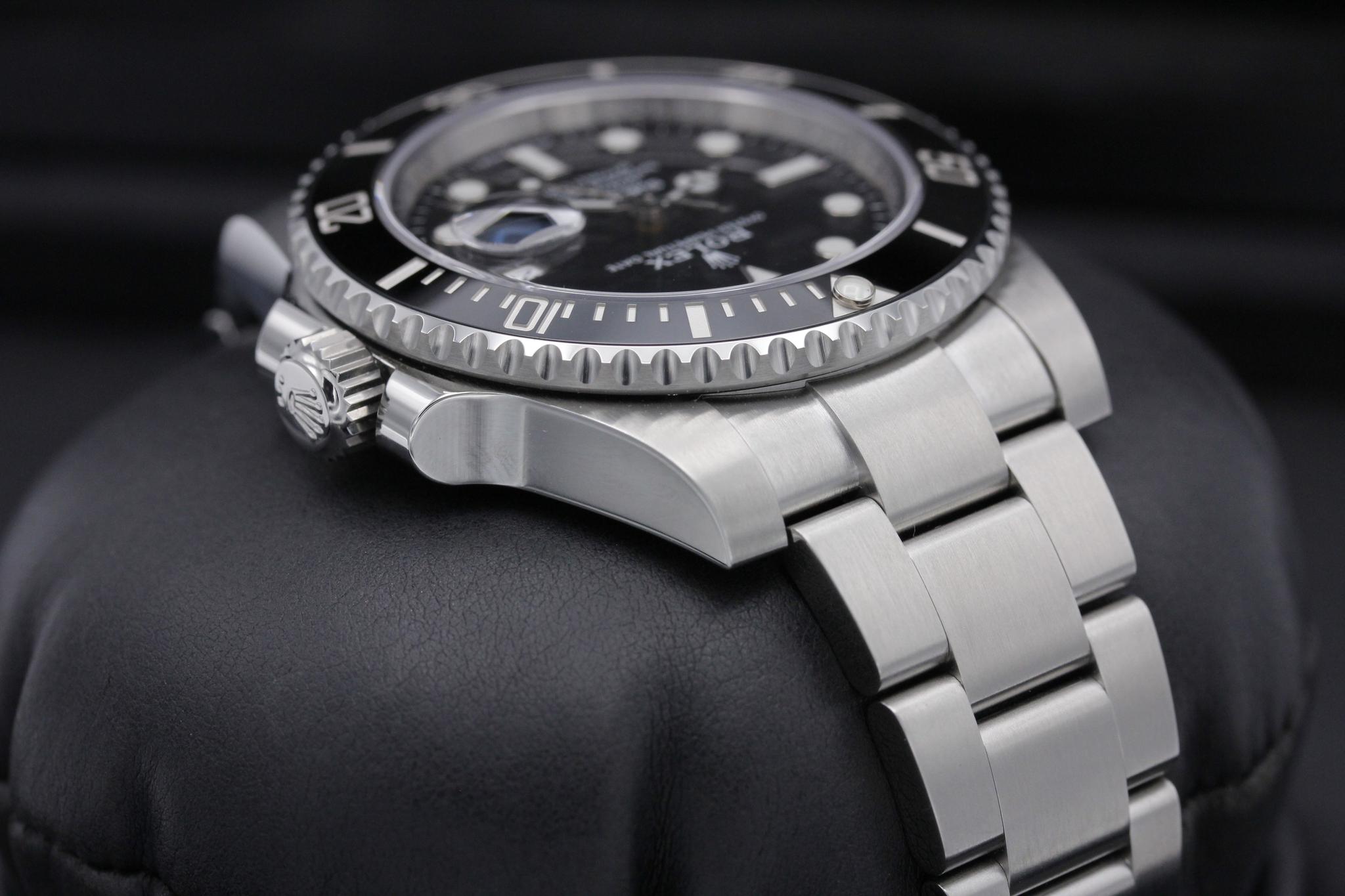 Watch Image 4