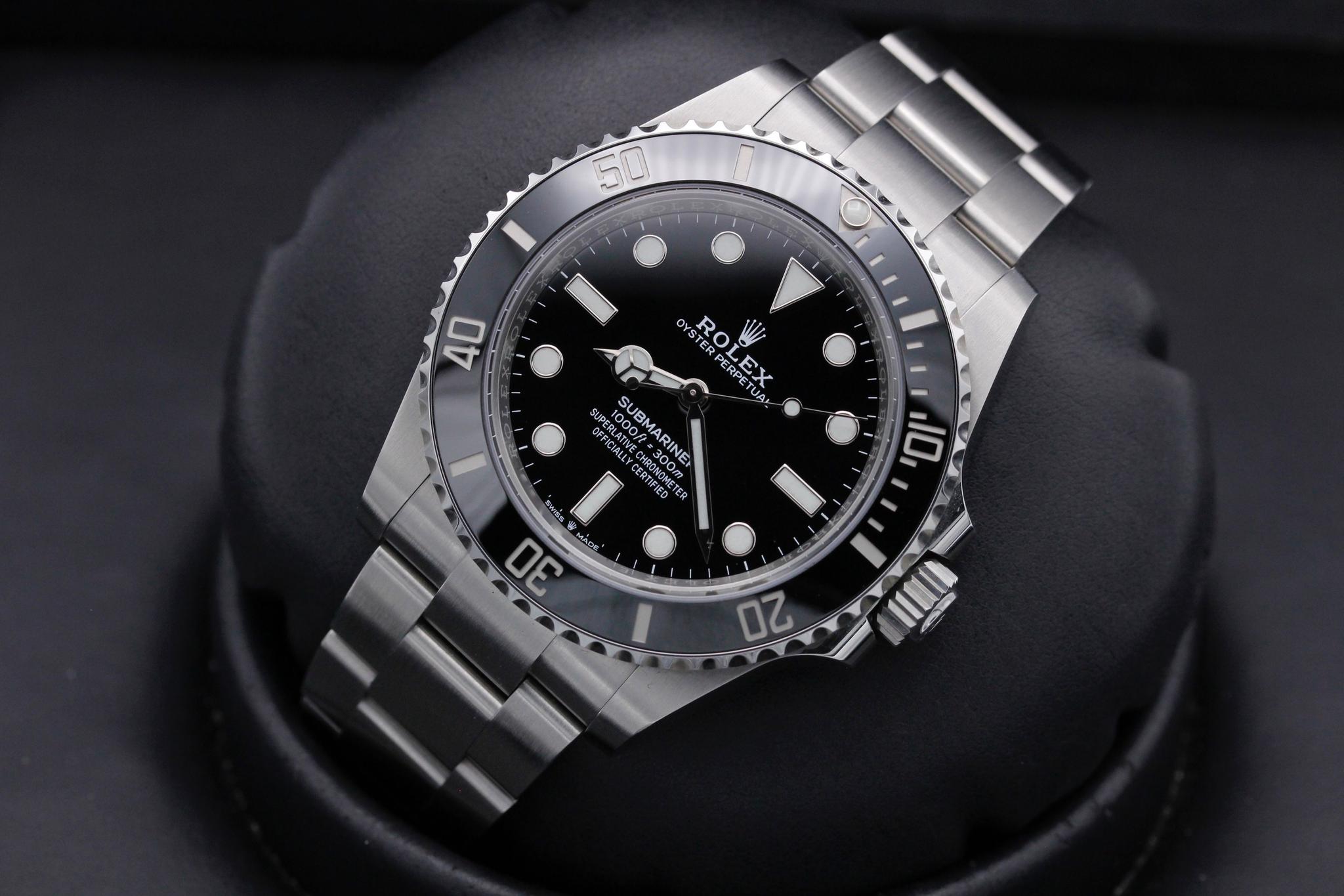 Watch Image 9