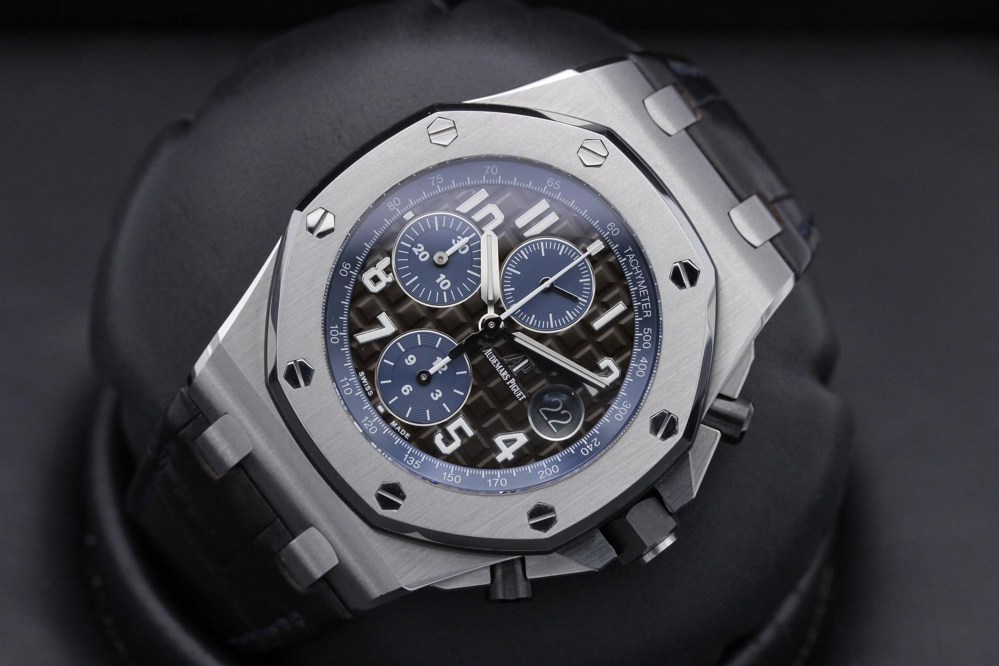Watch Image 9