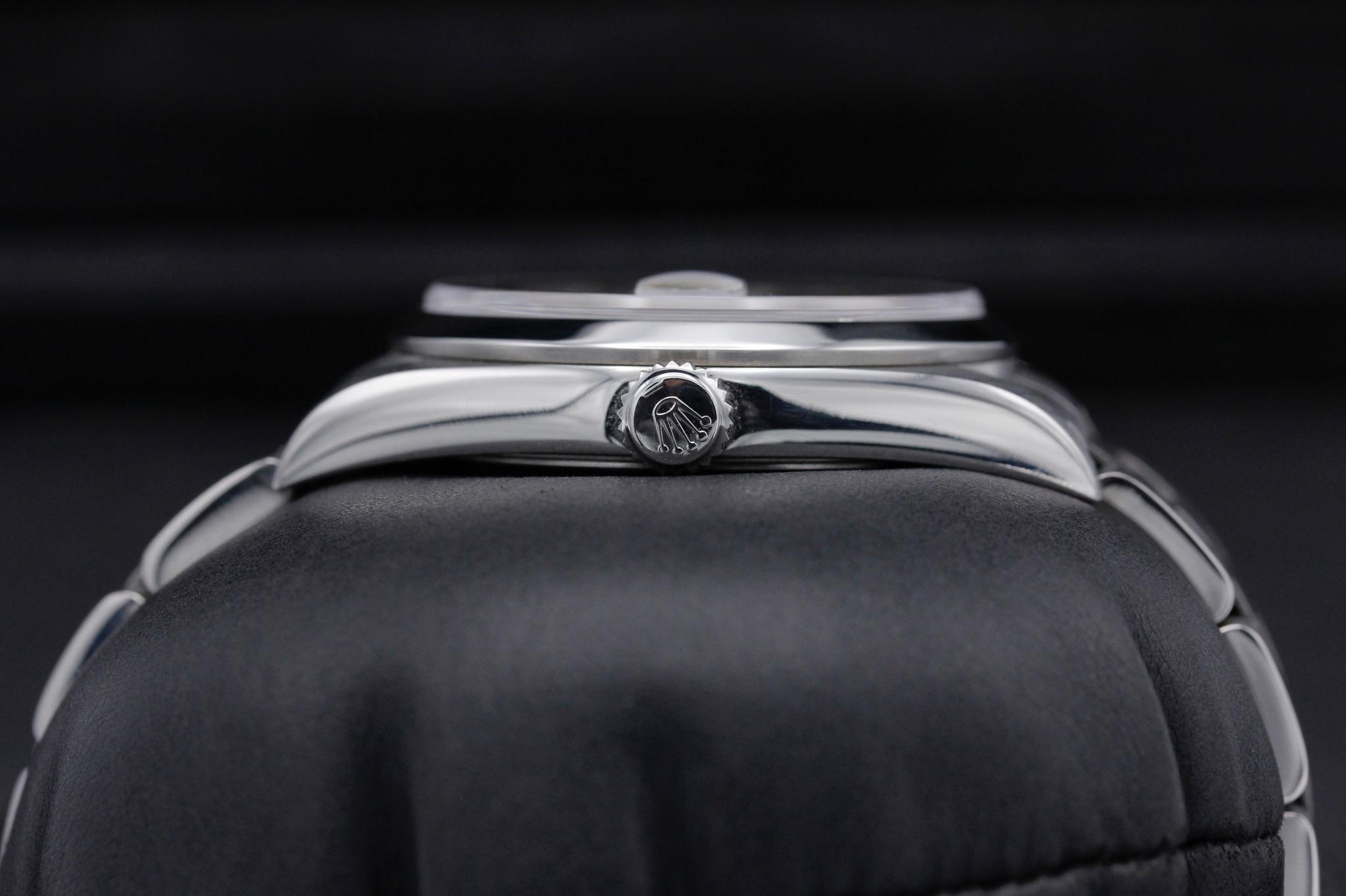 Watch Image 3