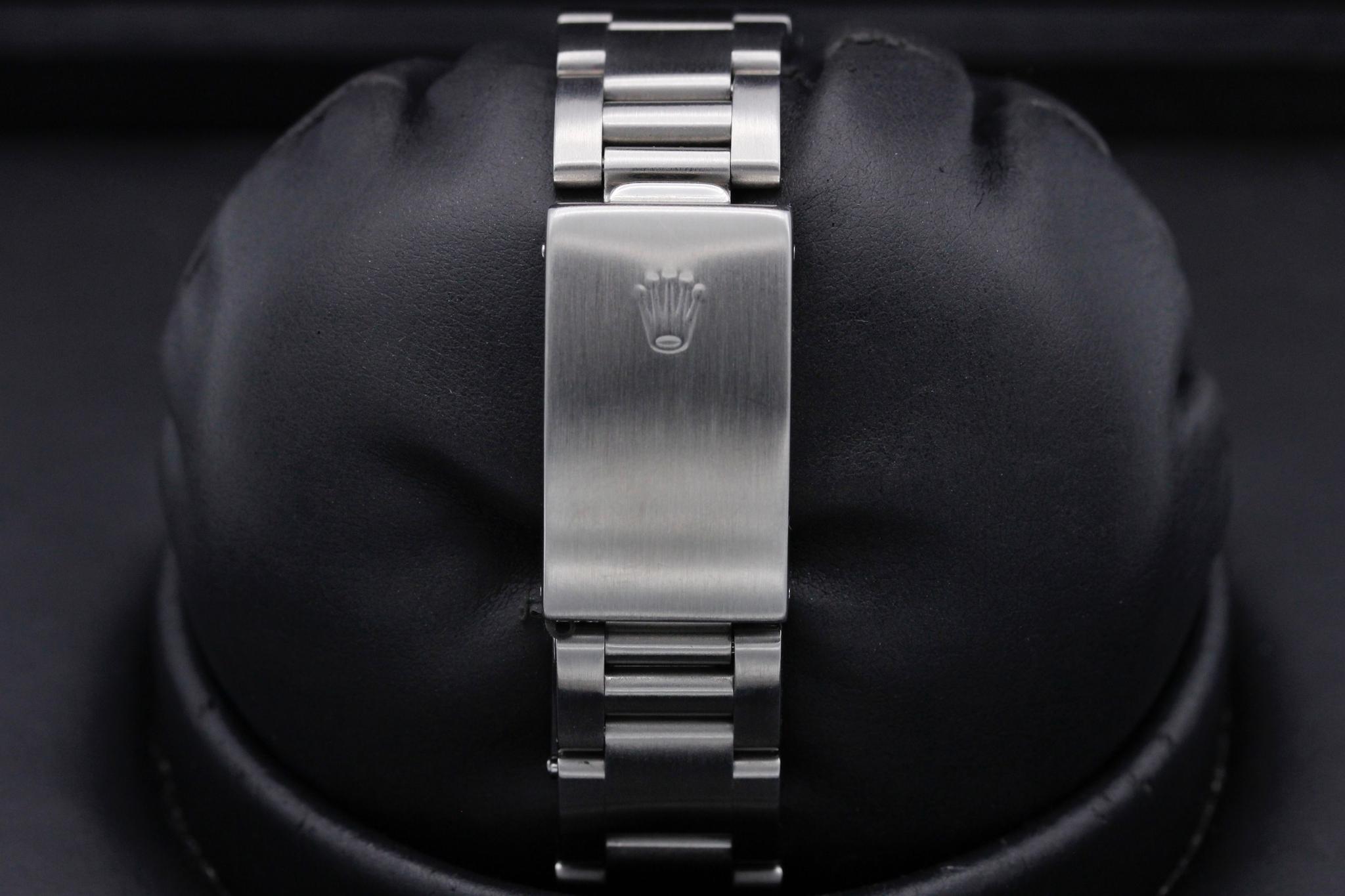 Watch Image 10