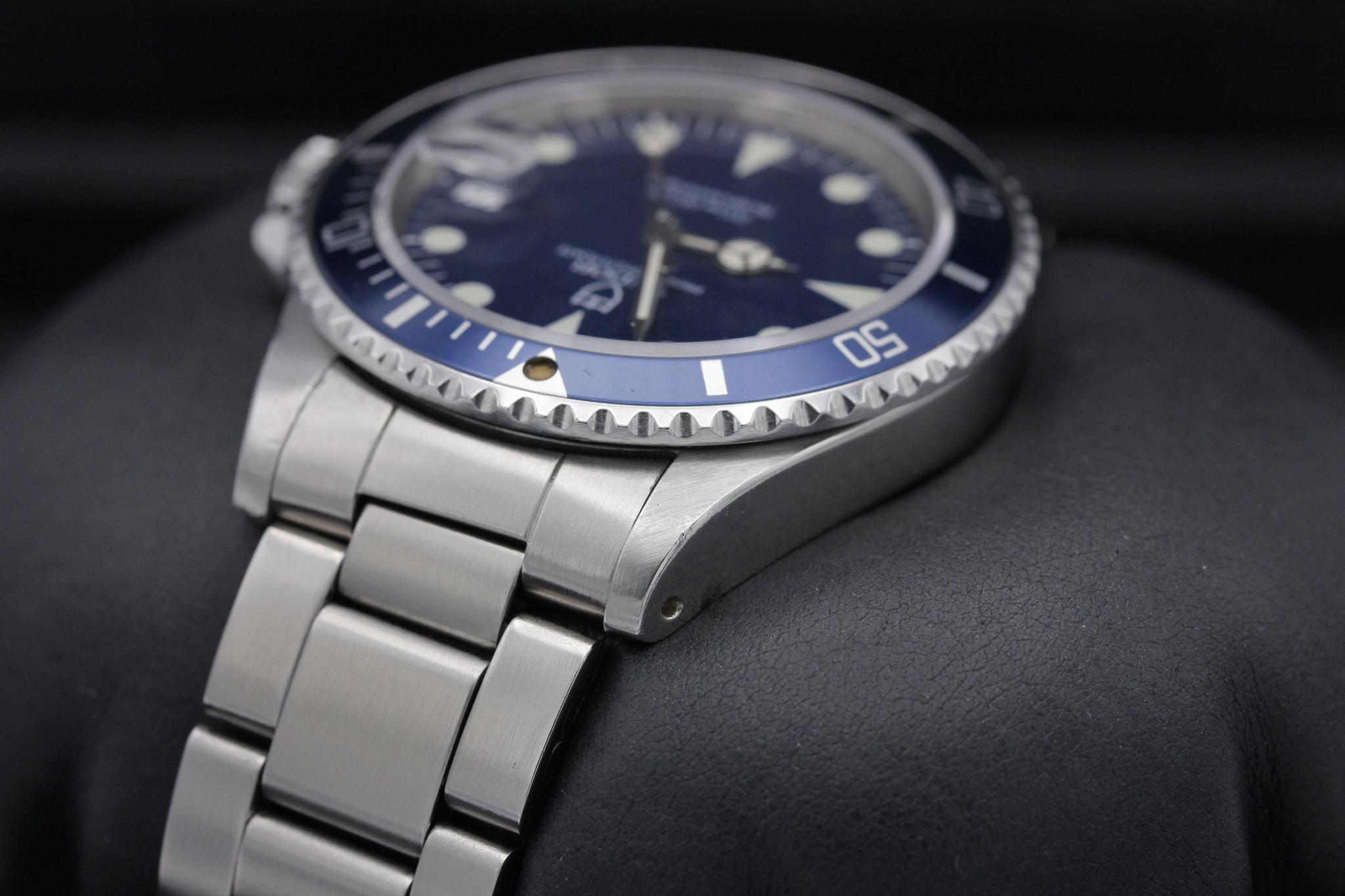 Watch Image 6