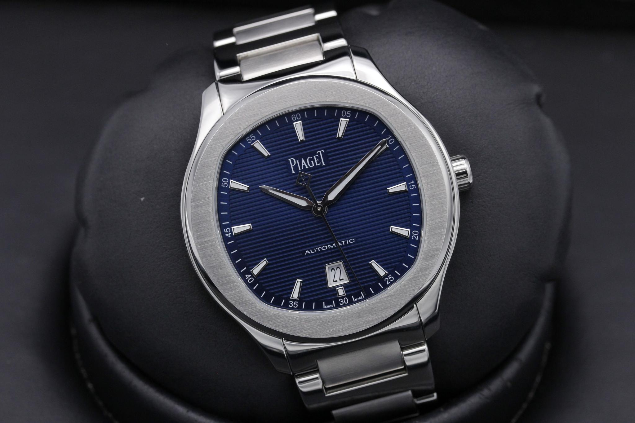 Watch Image 9