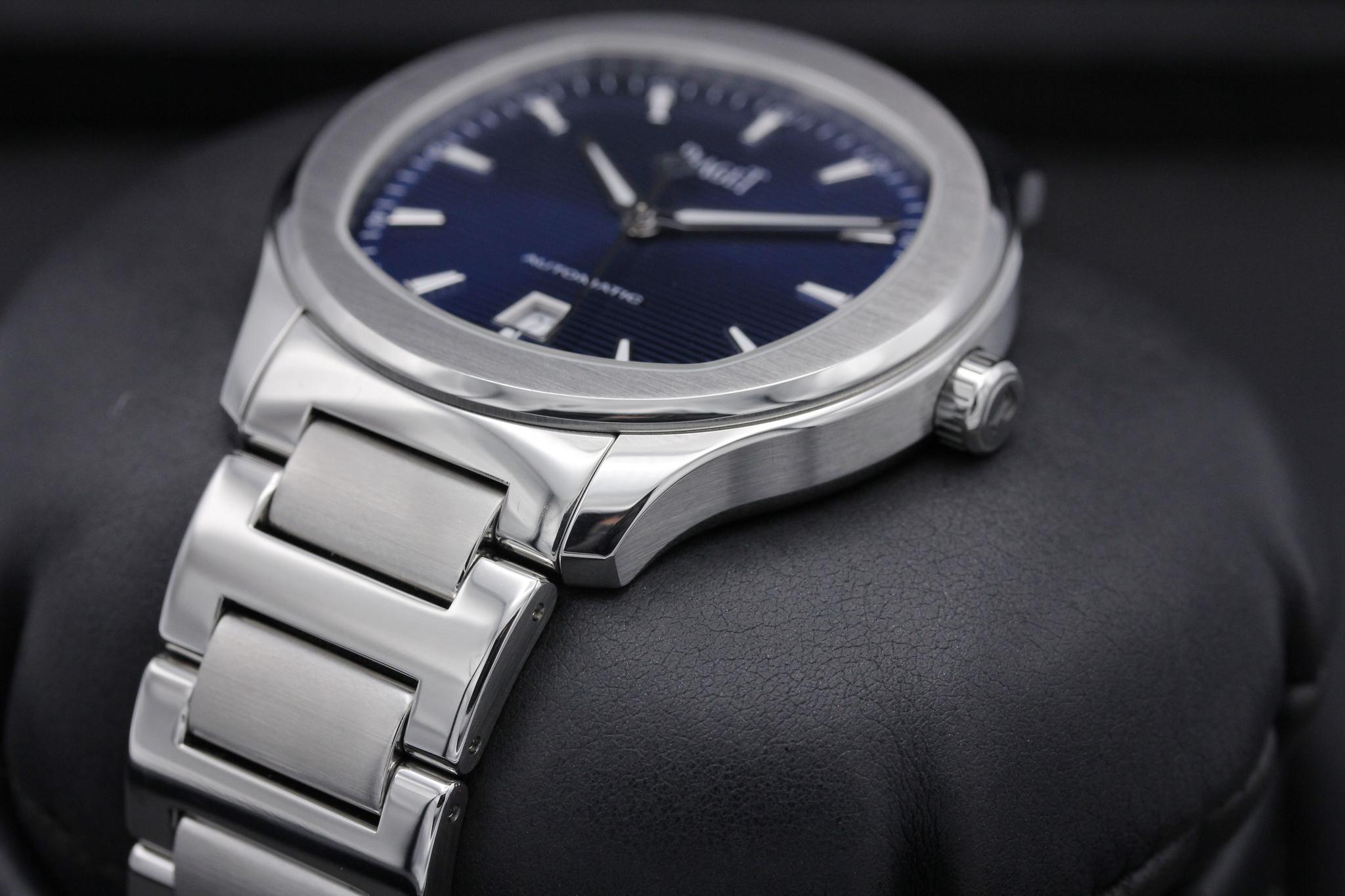 Watch Image 2