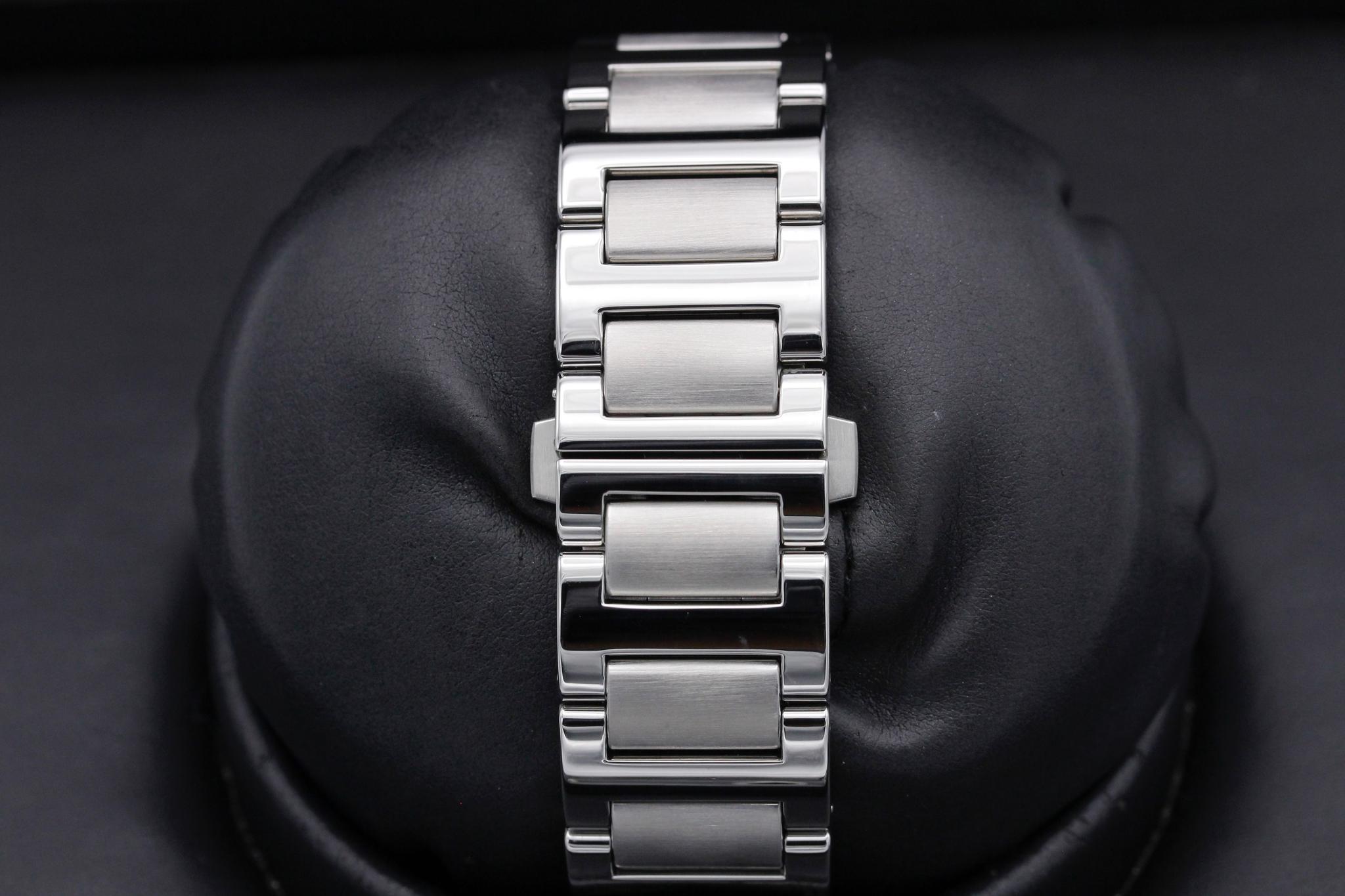 Watch Image 8