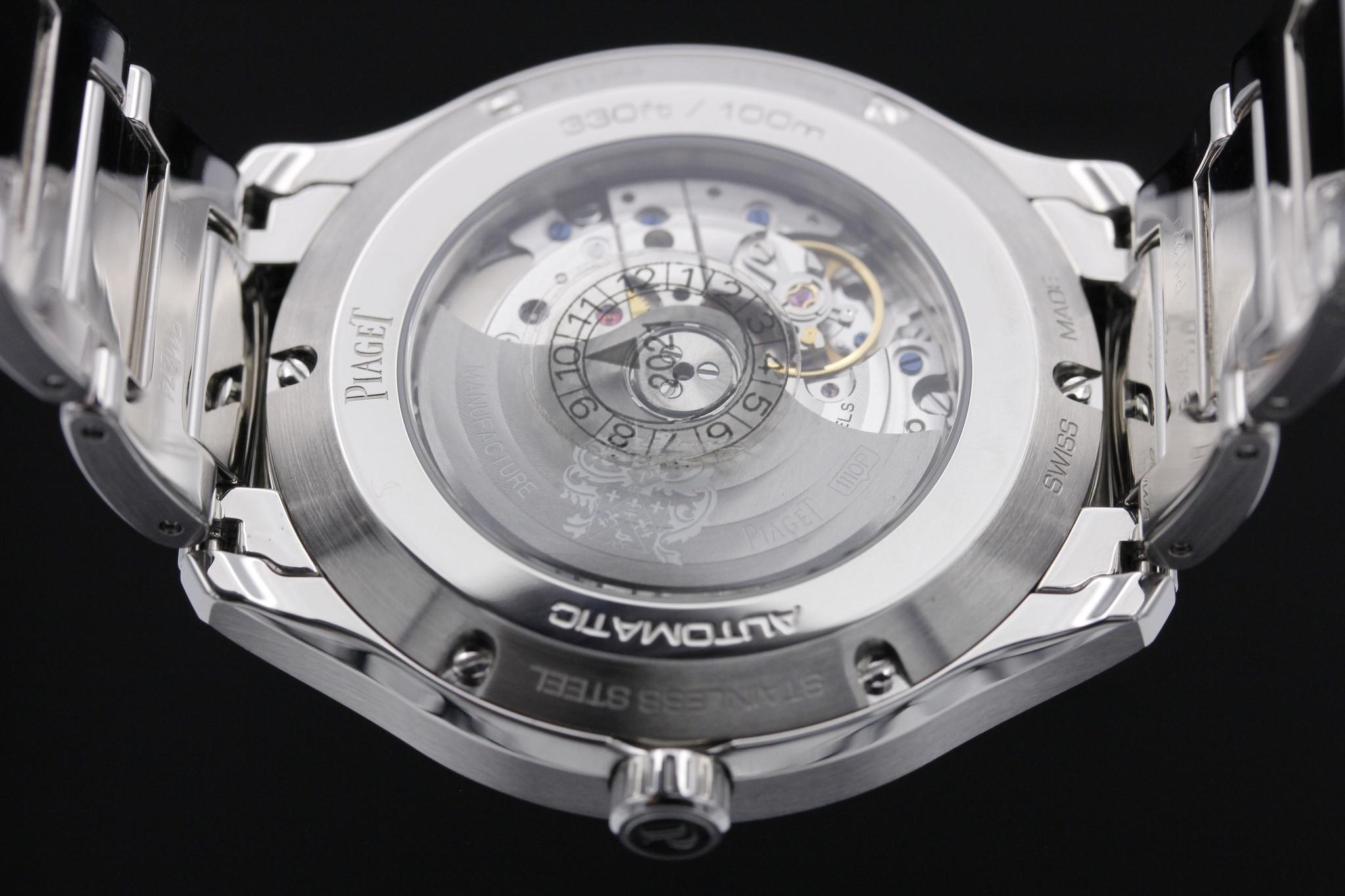 Watch Image 7