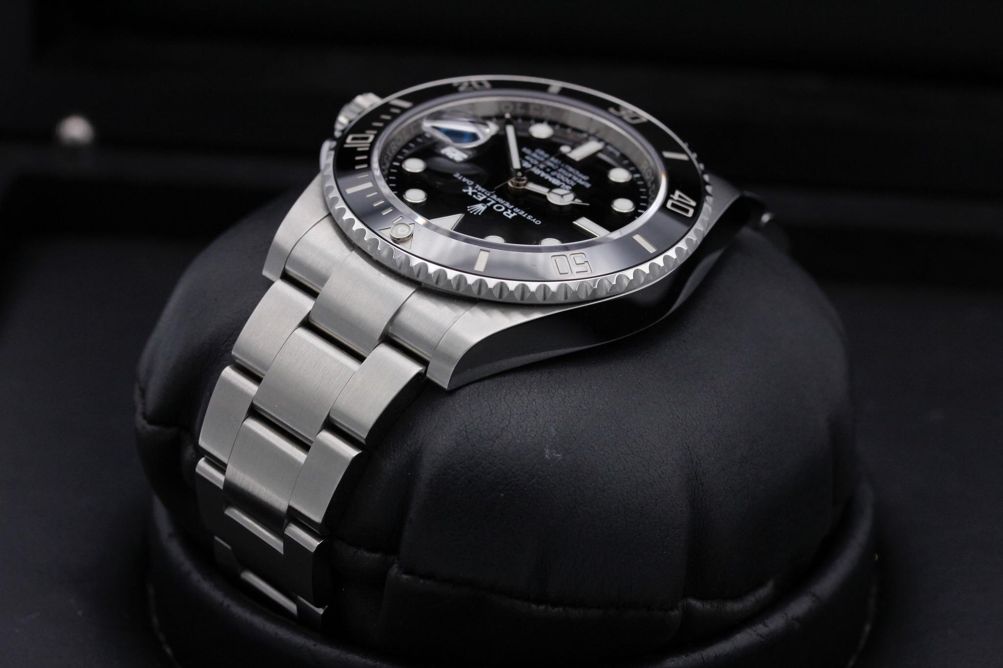 Watch Image 5