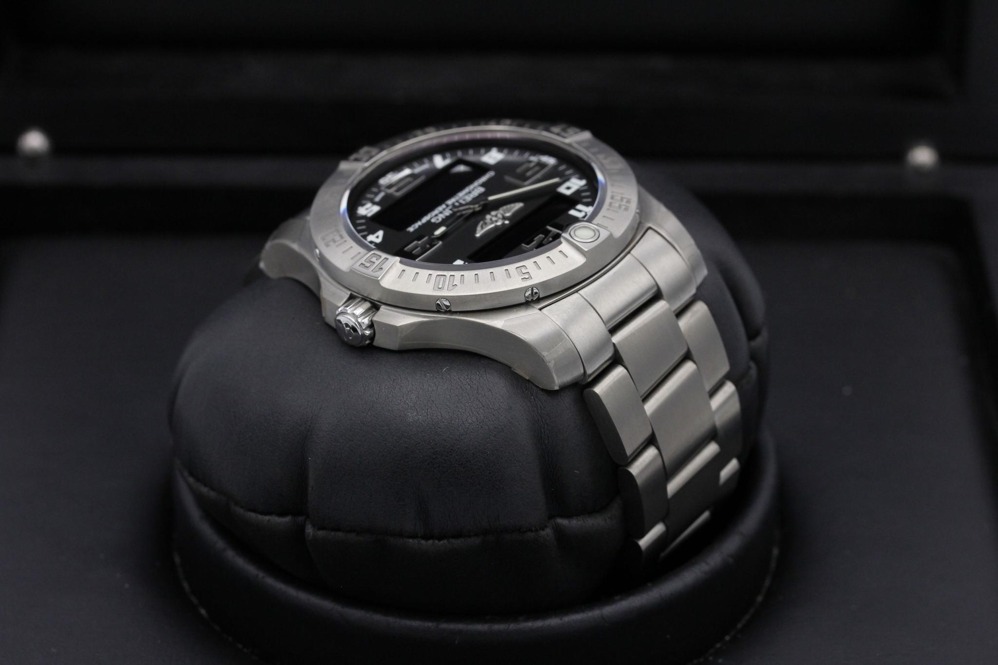Watch Image 4