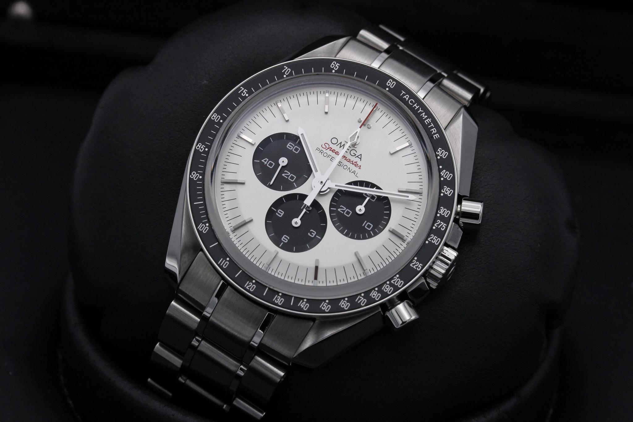 Watch Image 9