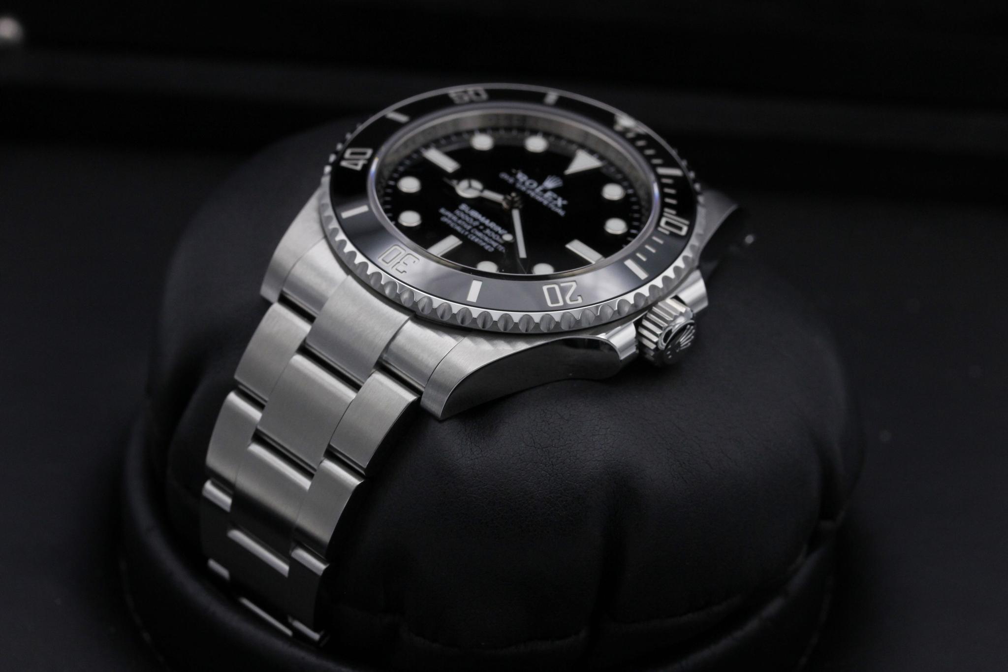 Watch Image 2