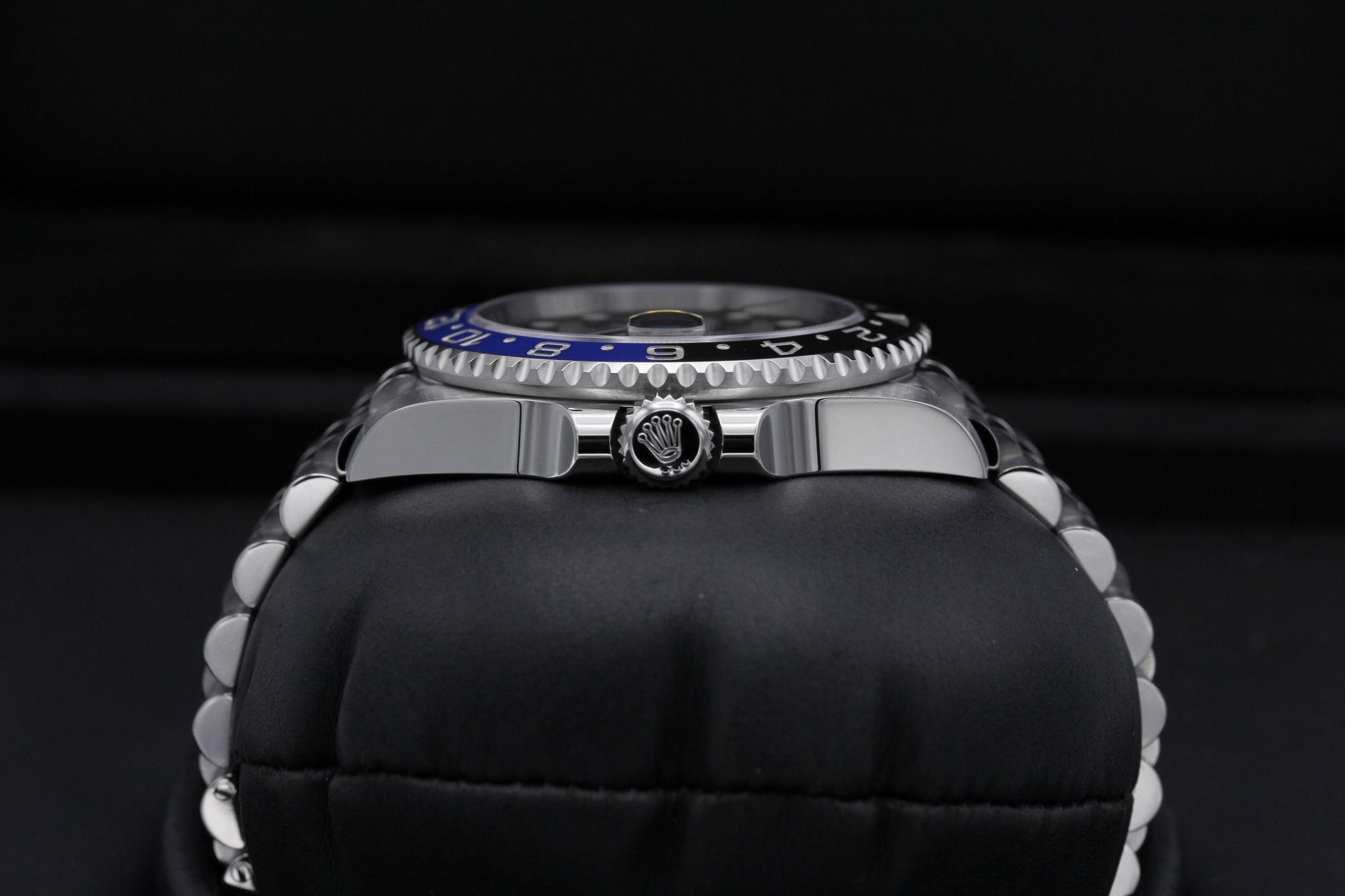 Watch Image 3