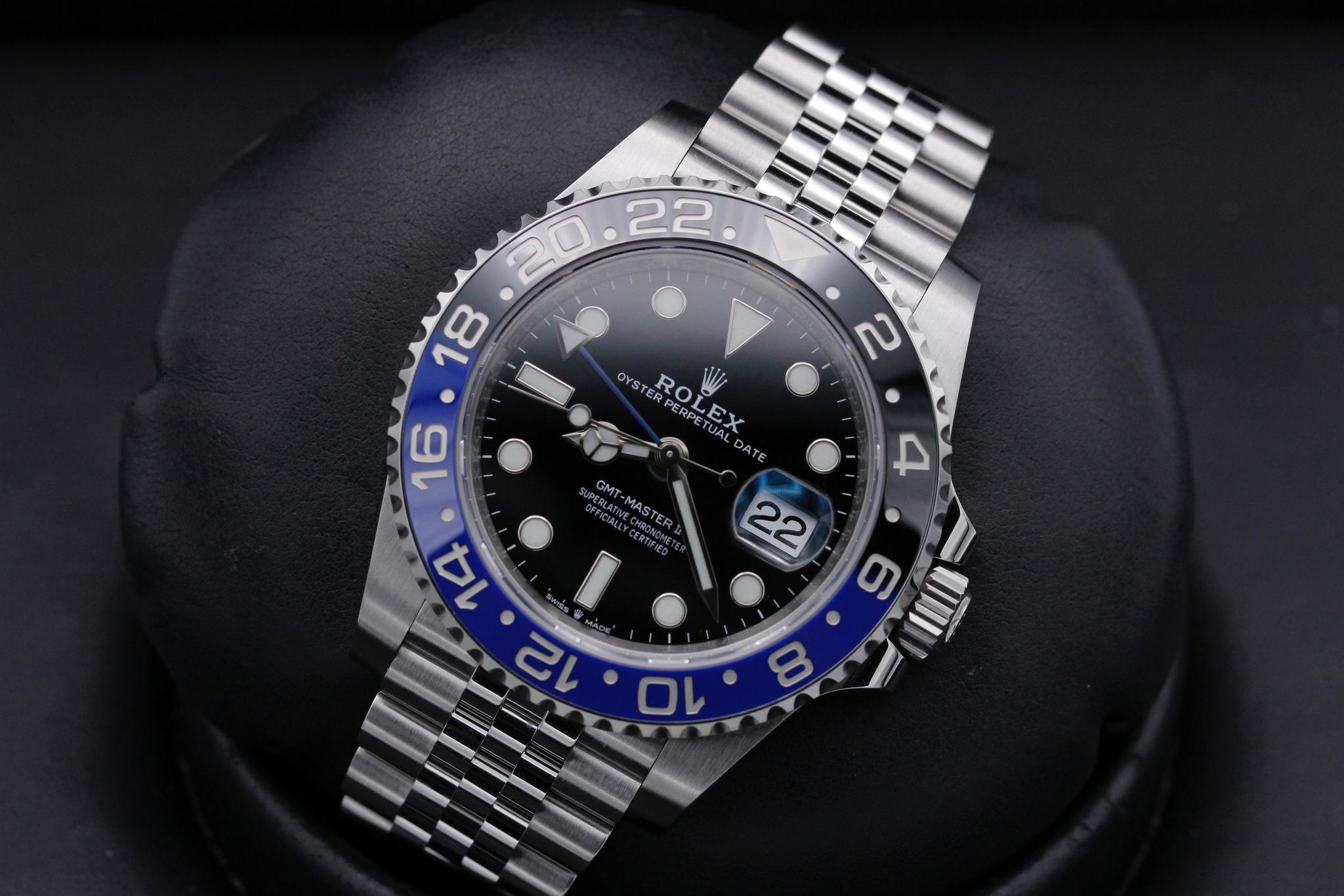 Watch Image 8